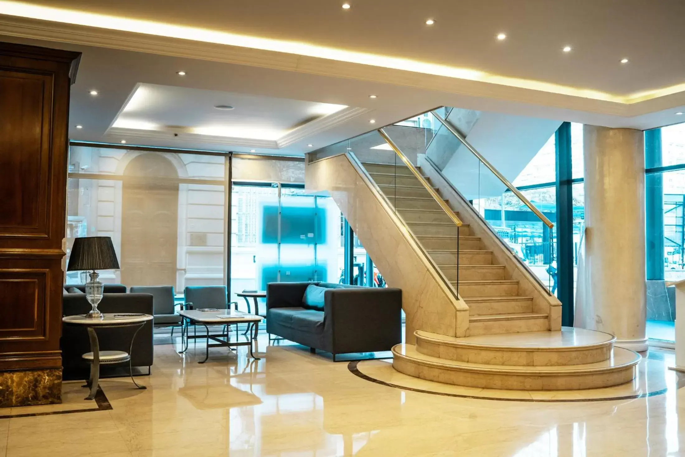 Living room, Lobby/Reception in Amerian Buenos Aires Park Hotel