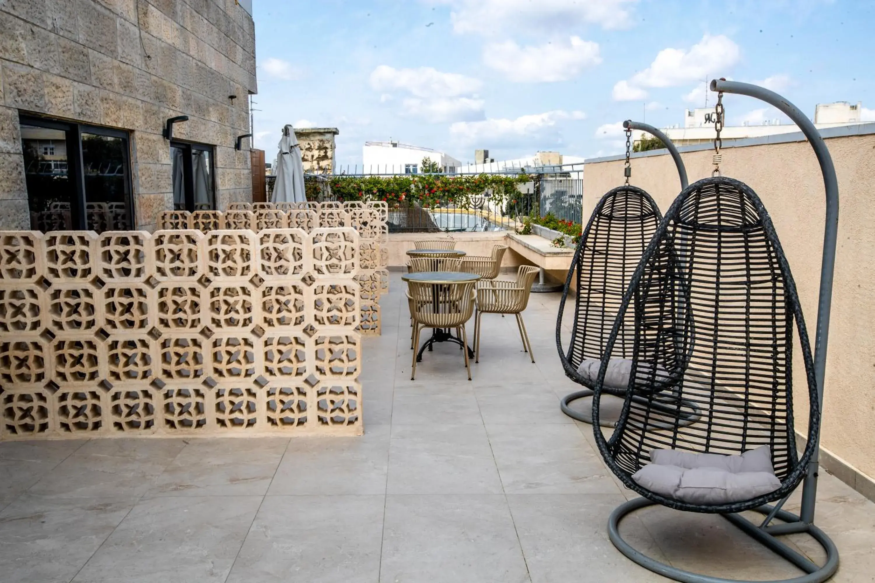 Balcony/Terrace in Montefiore Hotel By Smart Hotels