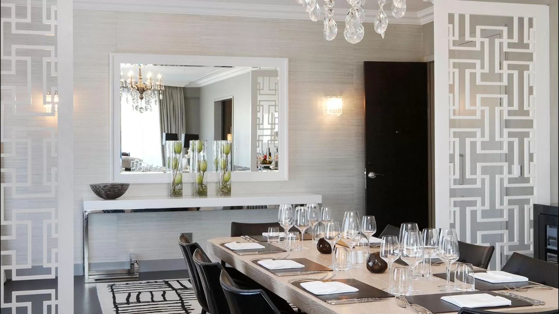 Queen Victoria Hotel by NEWMARK