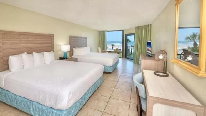 Bedroom, Bed in El Caribe Resort and Conference Center