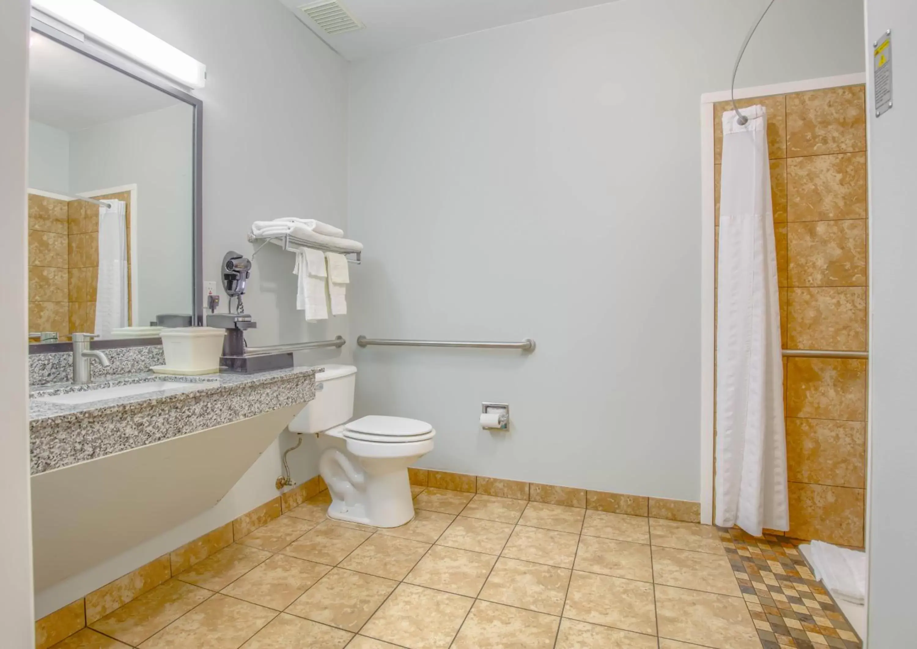 Bathroom in Quality Inn Ft. Morgan Road-Hwy 59