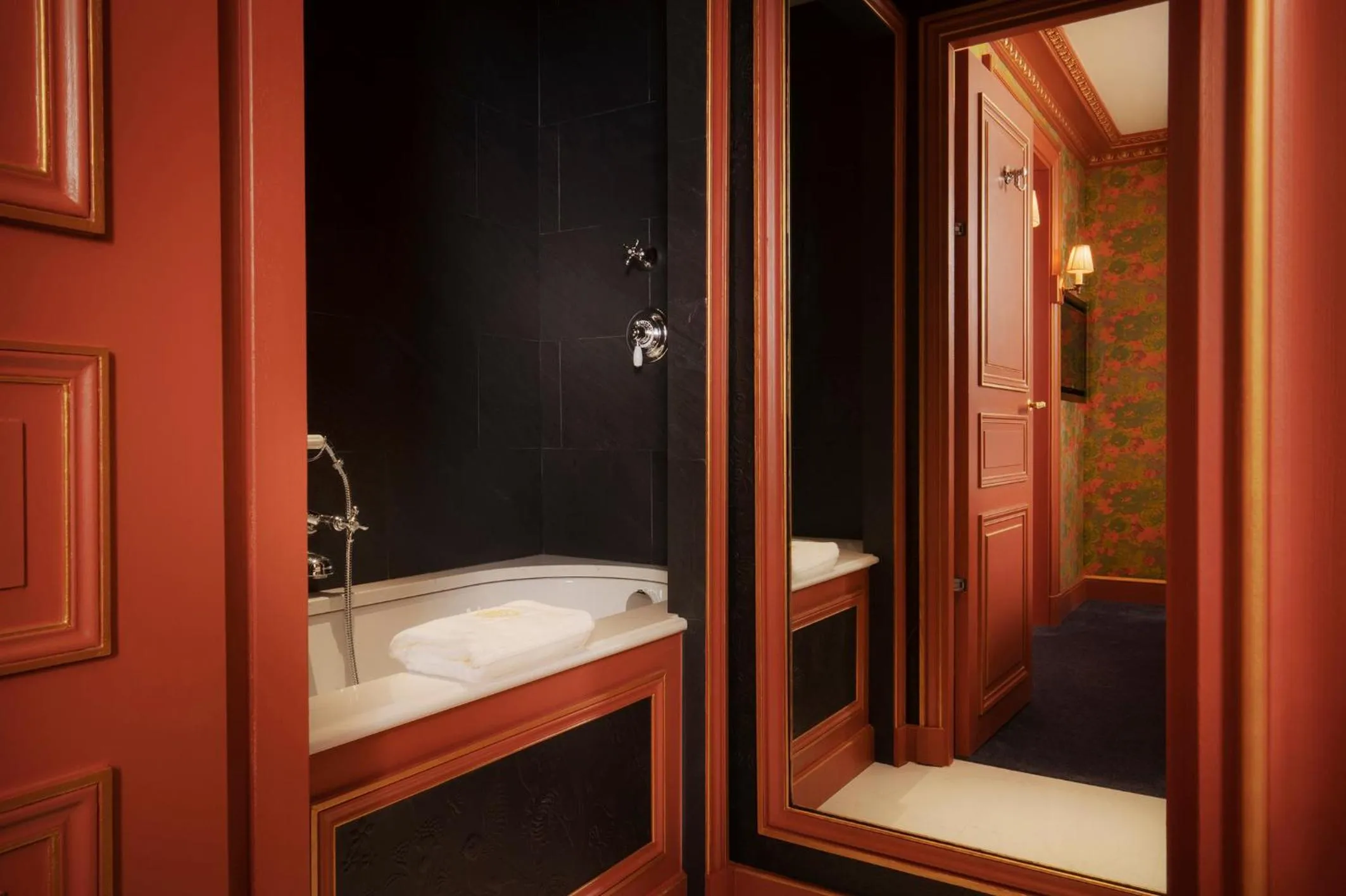 Bathroom in Maison Proust, Hotel & Spa La Mer