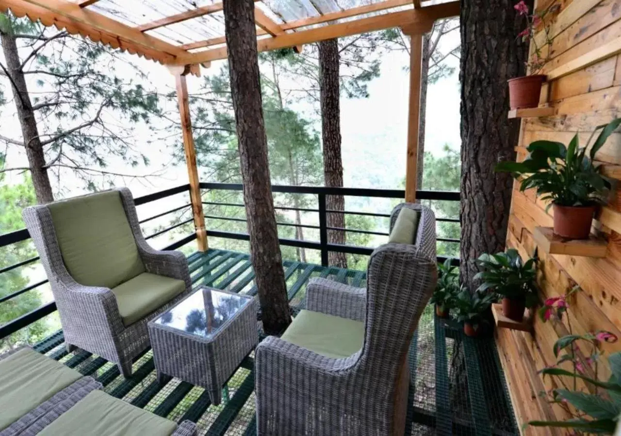 Balcony/Terrace in Kasauli Hills Resort