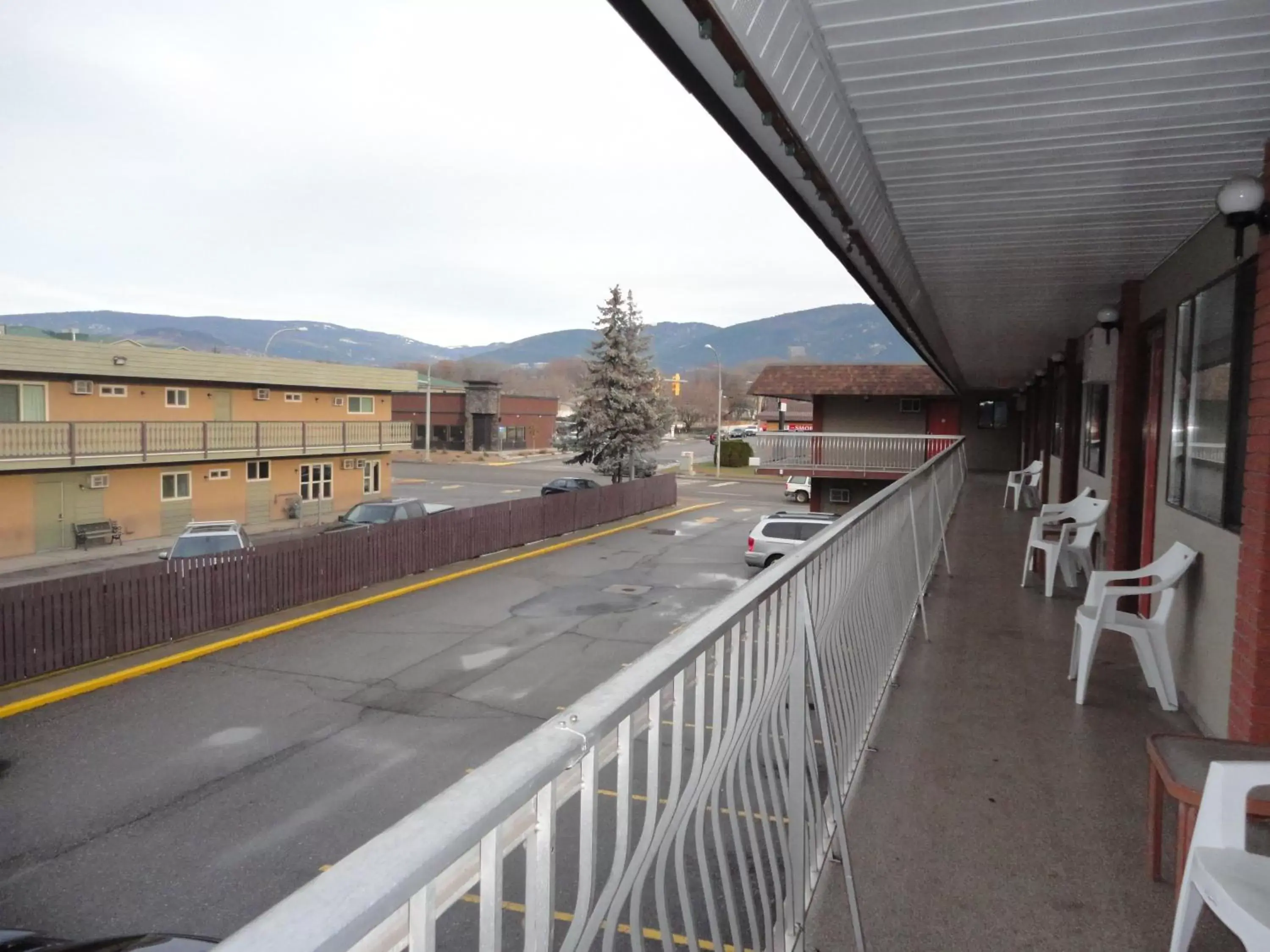 View (from property/room), Balcony/Terrace in Canadas Best Value Inn & Suites-Vernon