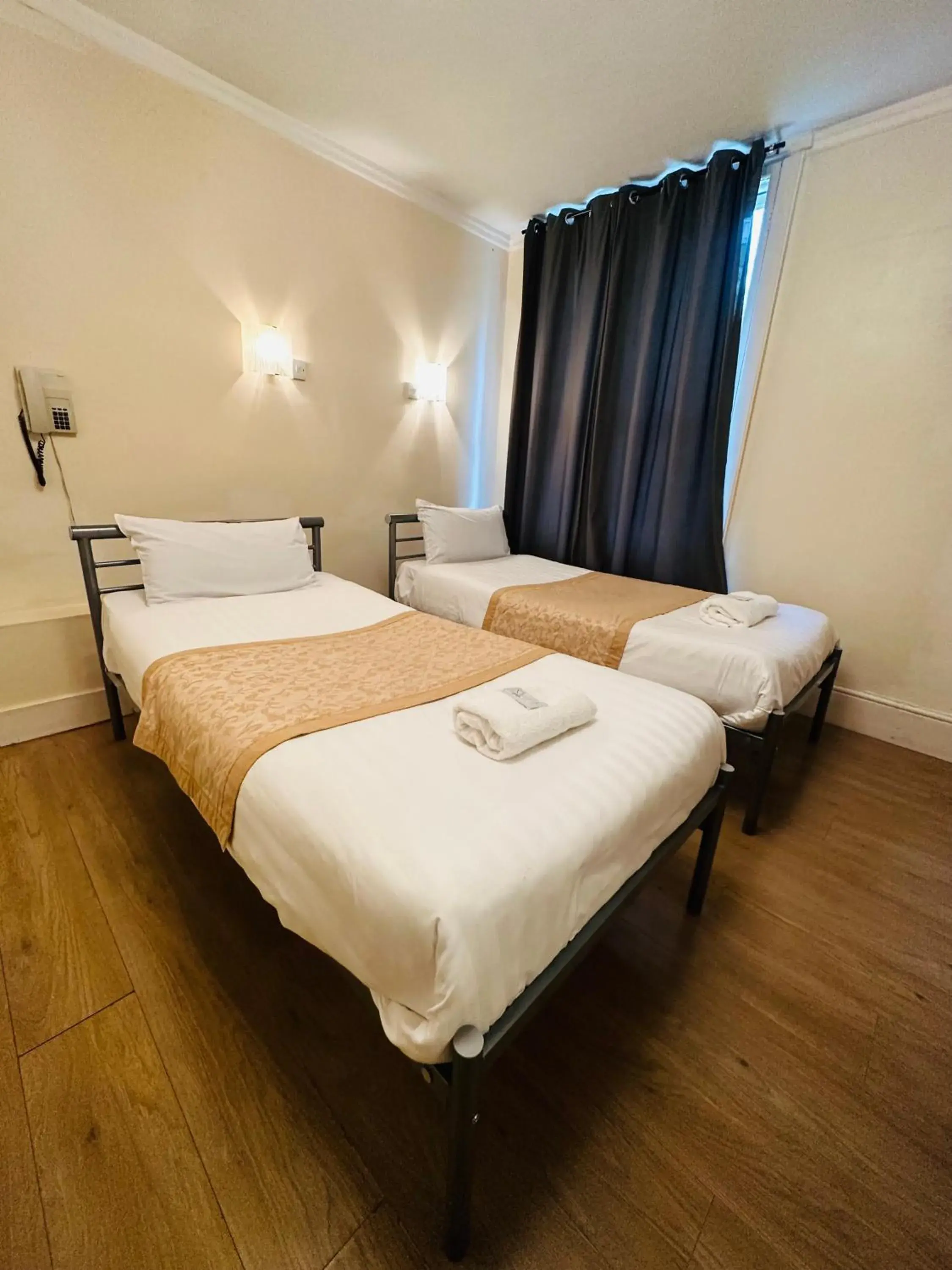 Bedroom, Bed in Thanet Hotel Annex