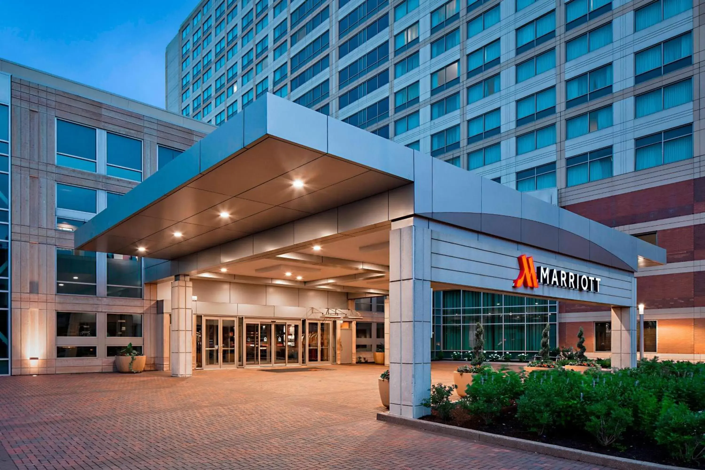 Property Building in Indianapolis Marriott Downtown