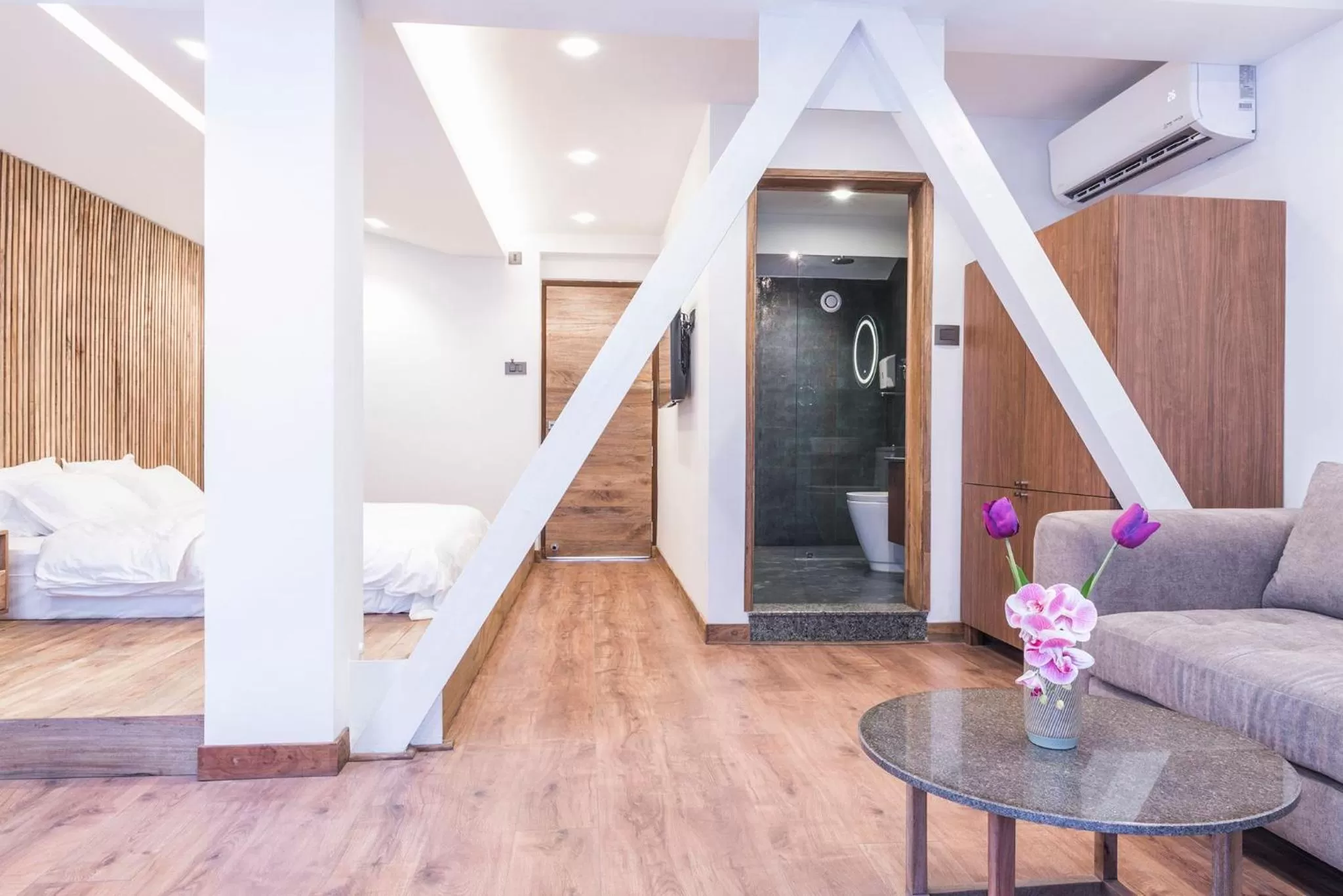 Bed in 9ine Thamel Hotel