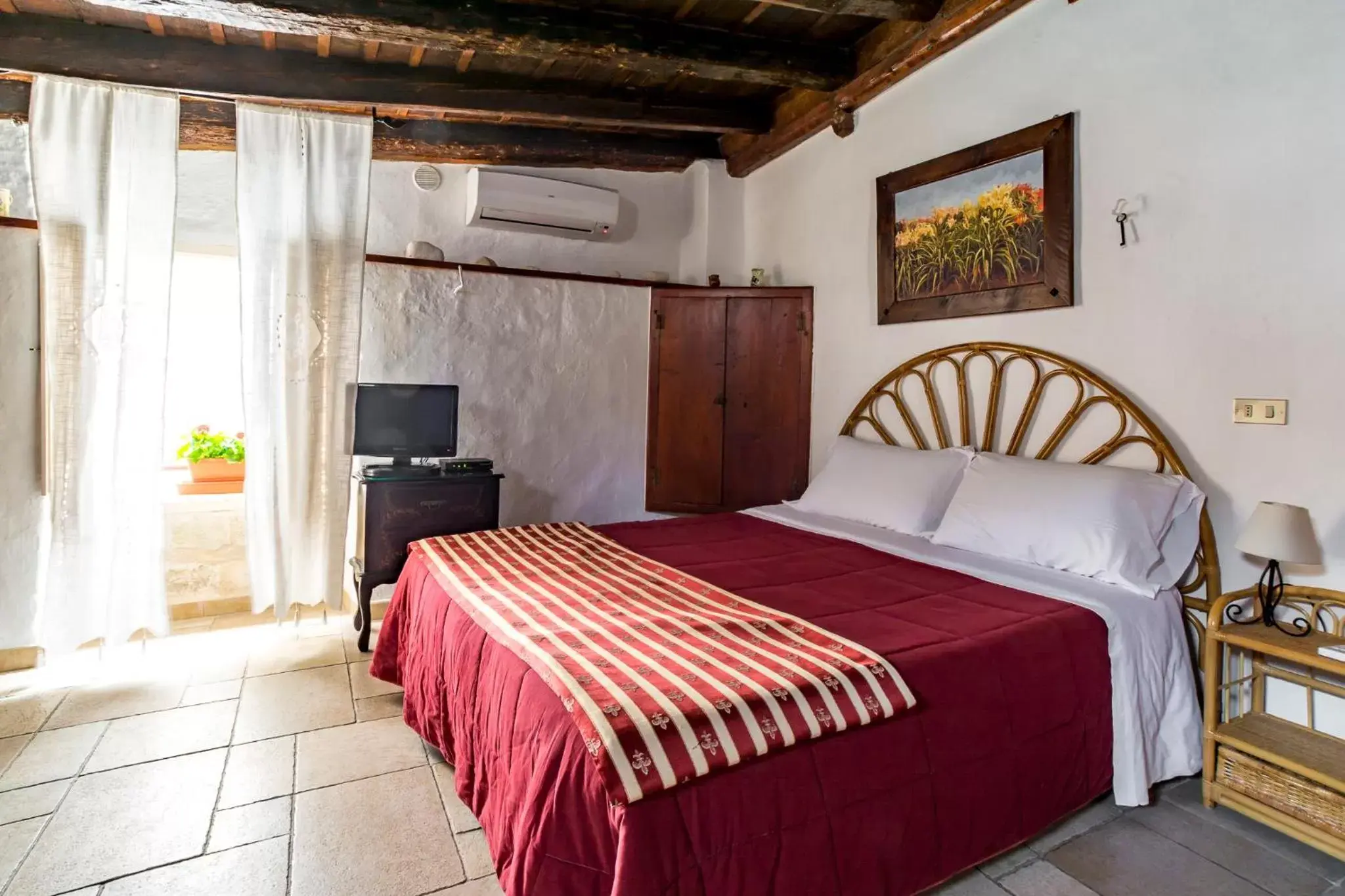 Photo of the whole room, Bed in B&B Borgo San Martino