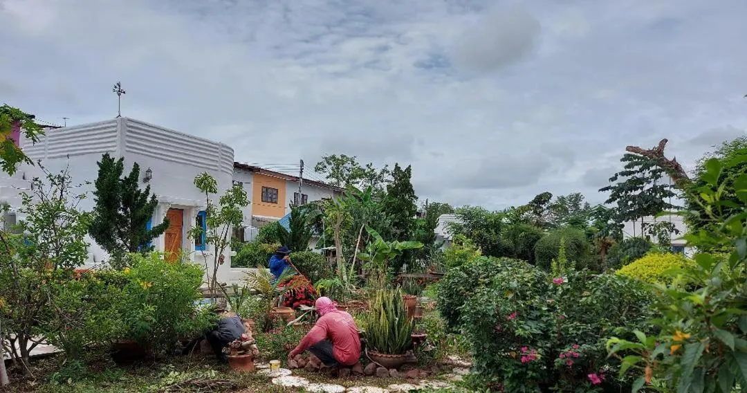 Scenic Riverside Resort