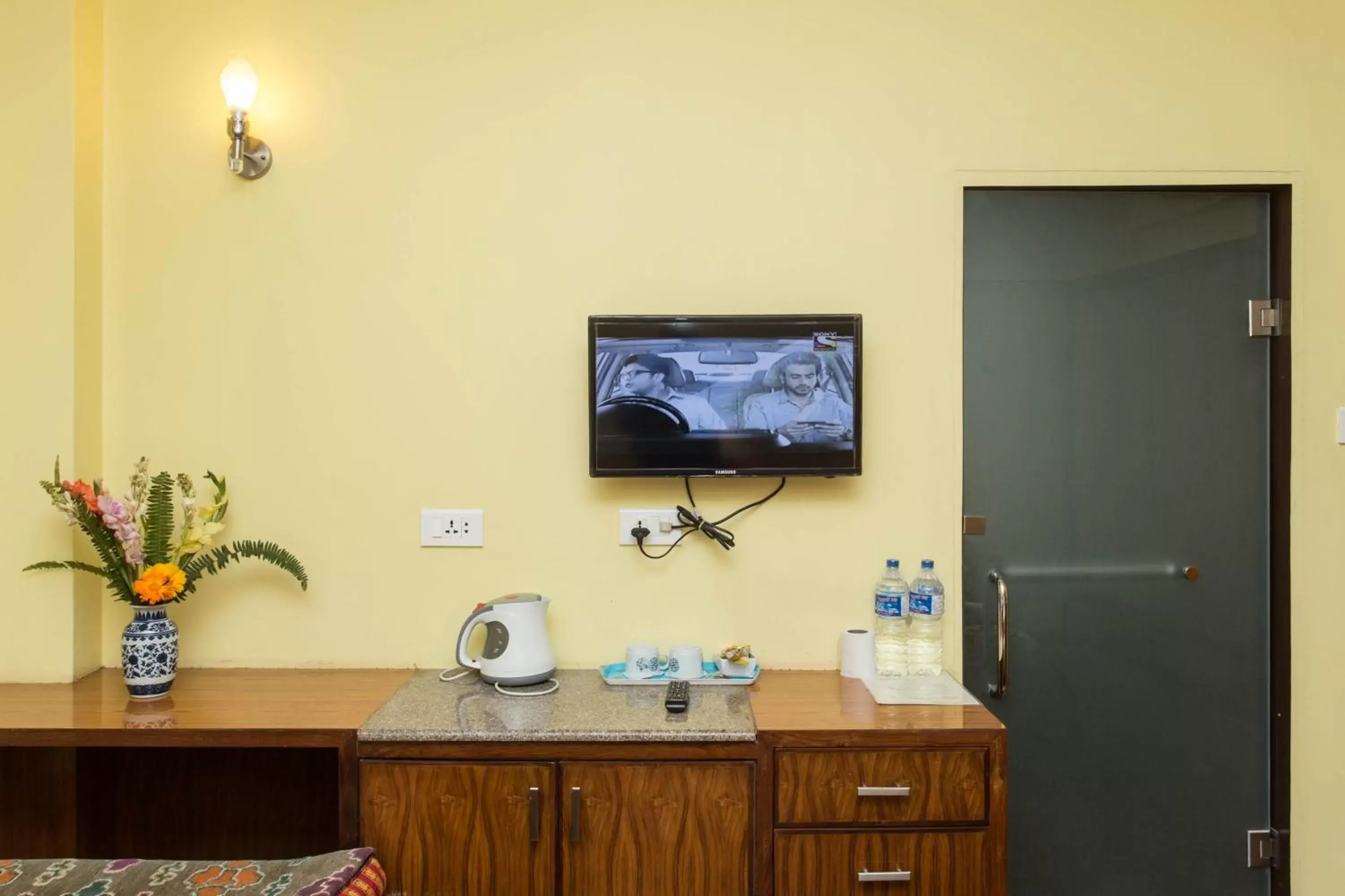 Other, TV/Entertainment Center in Hotel Siddhi Manakamana