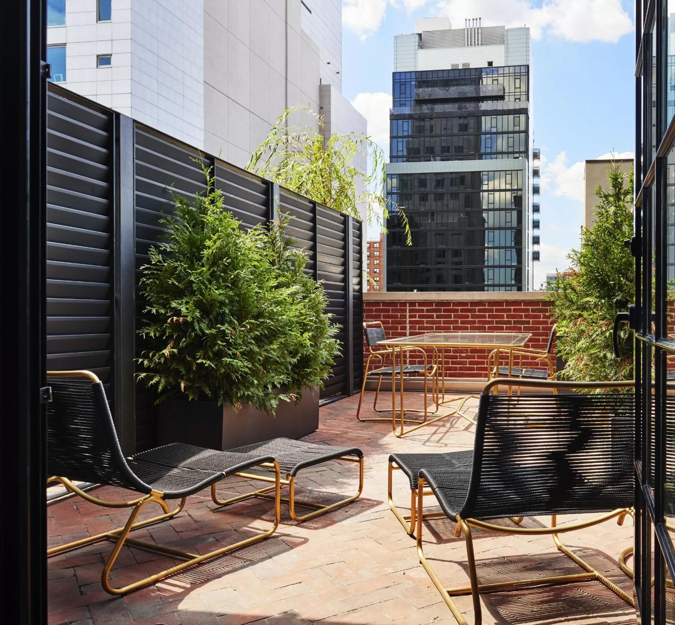 Balcony/Terrace in The Ludlow Hotel