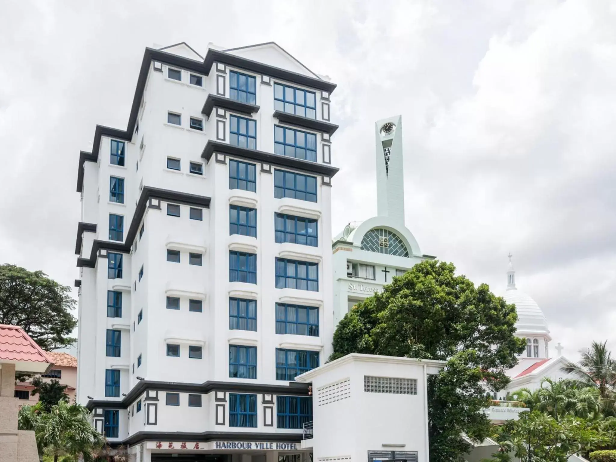 Facade/entrance, Property Building in Harbour Ville Hotel