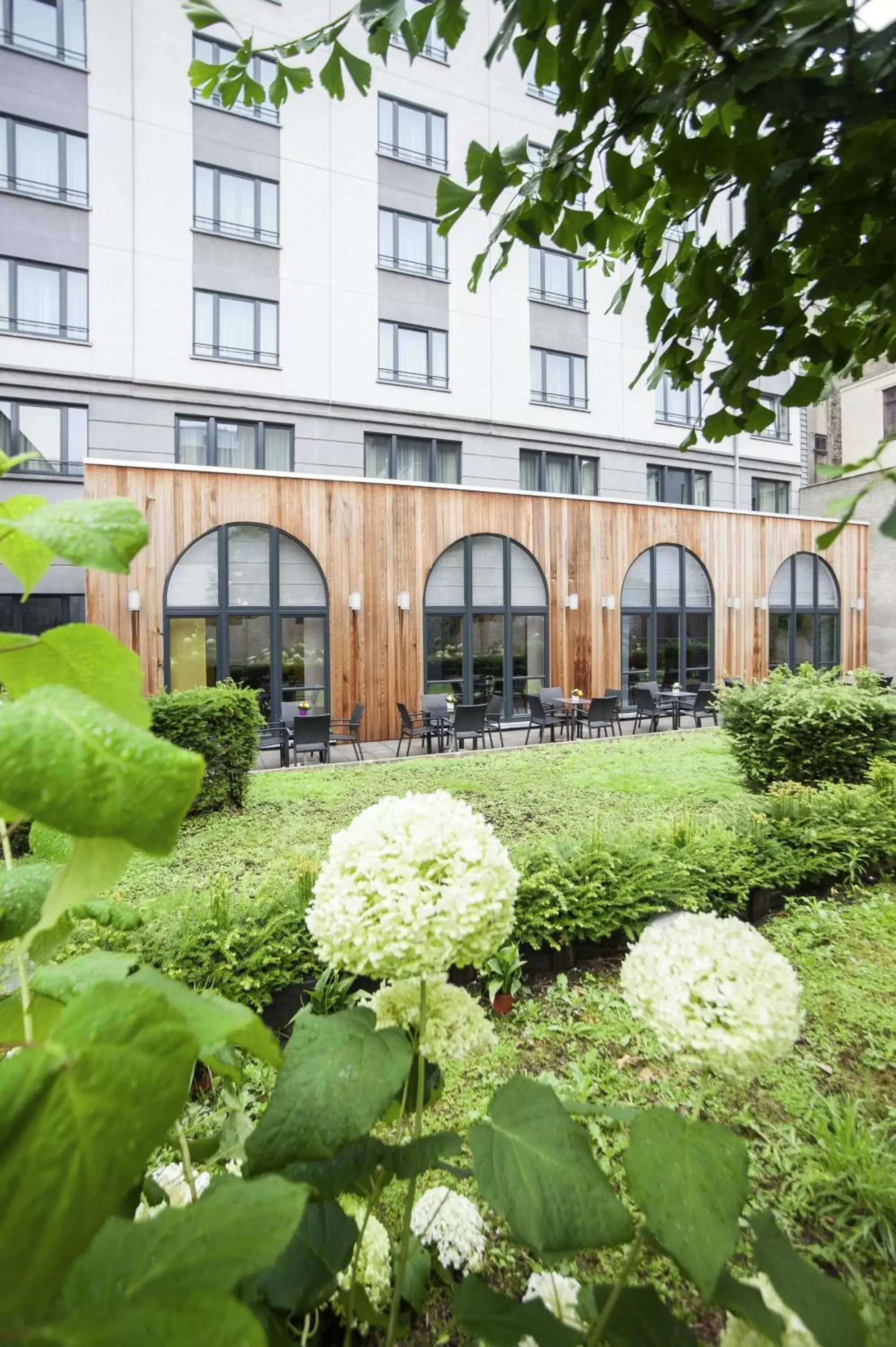 Garden, Property Building in Novotel Brussels Centre Midi