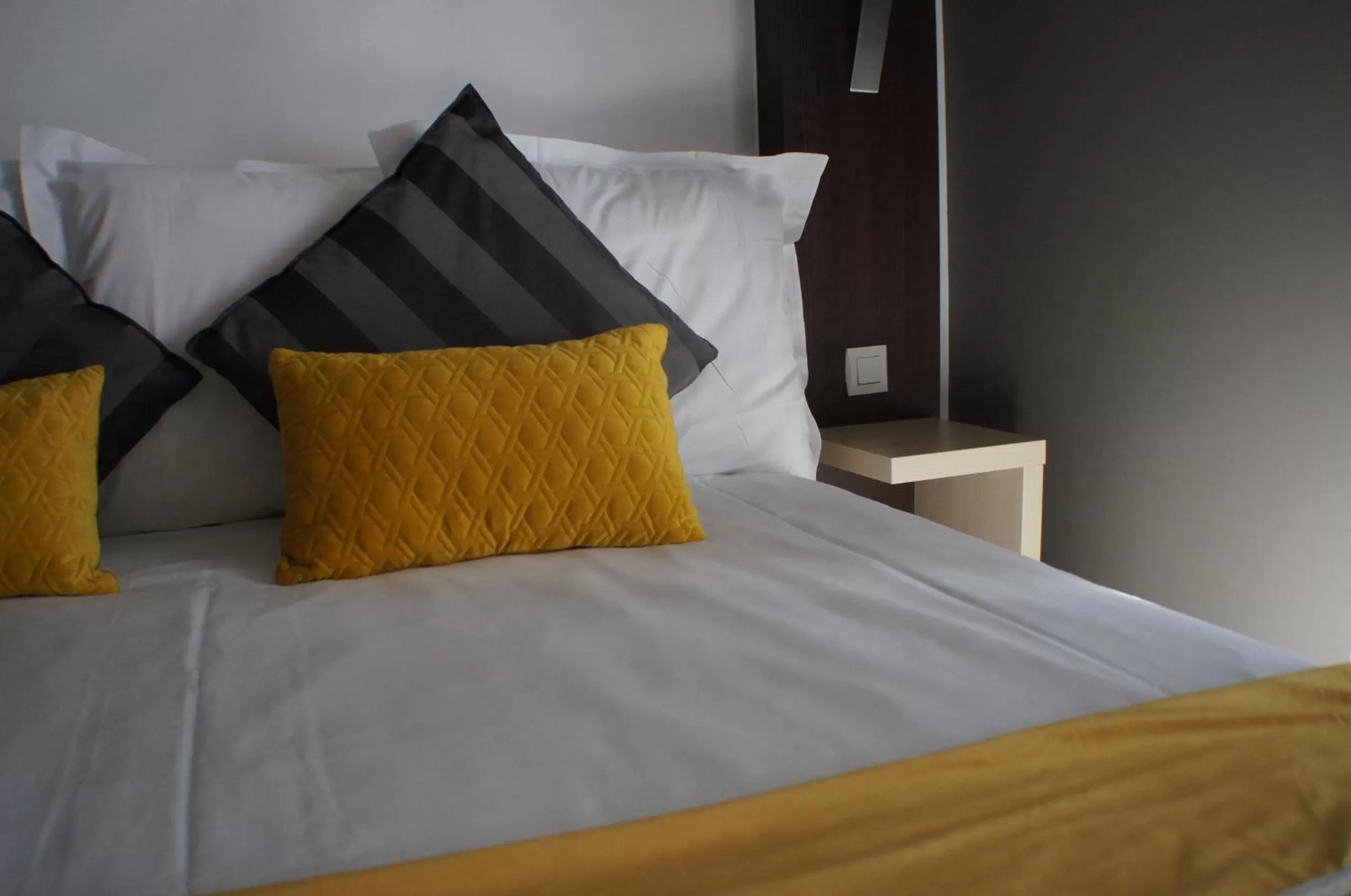 Bed in The Originals City, Hôtel La Siesta, Annonay Est