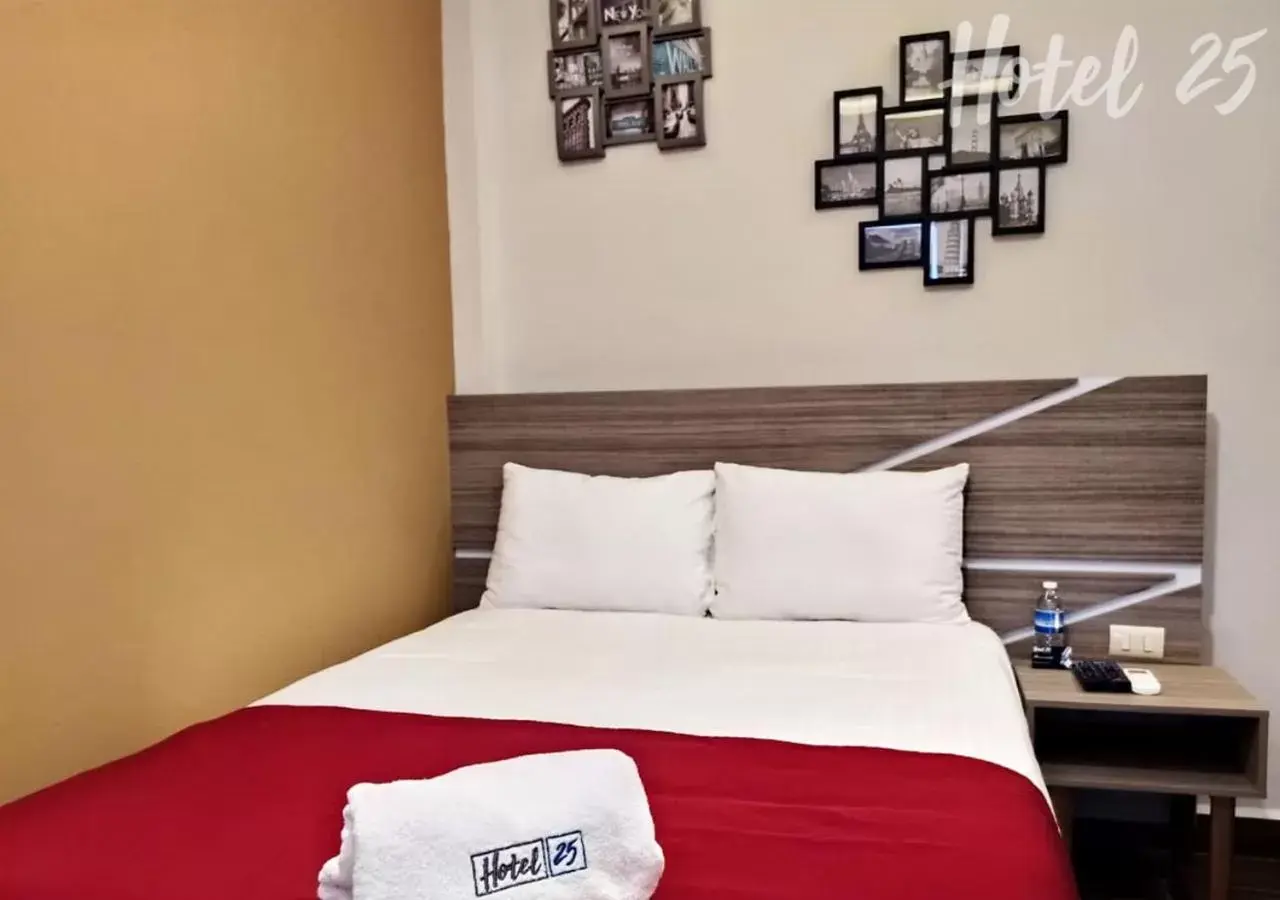 Bed in Hotel25