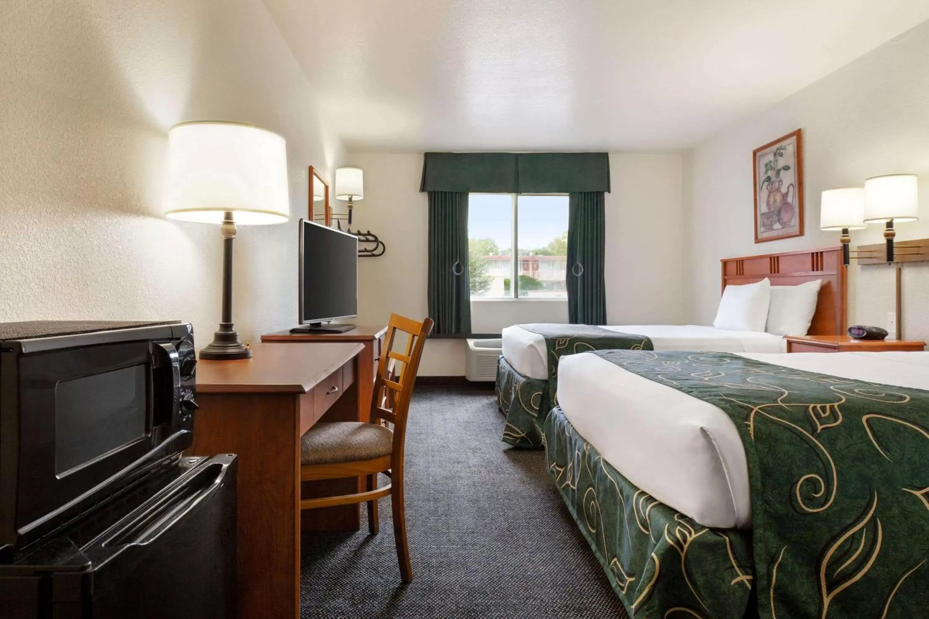 Photo of the whole room in Travelodge by Wyndham North Platte