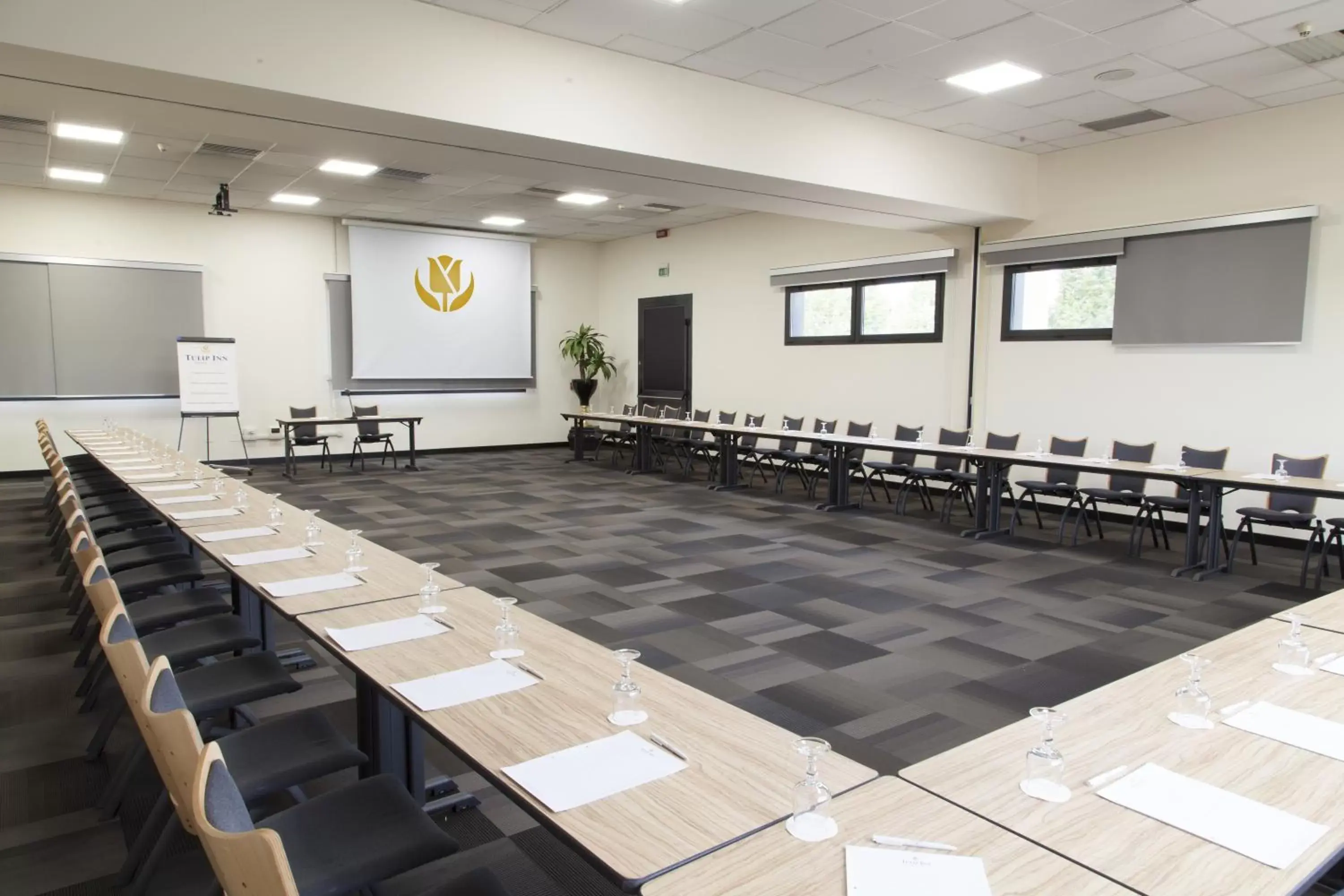 Restaurant/places to eat, Business Area/Conference Room in Tulip Inn Padova