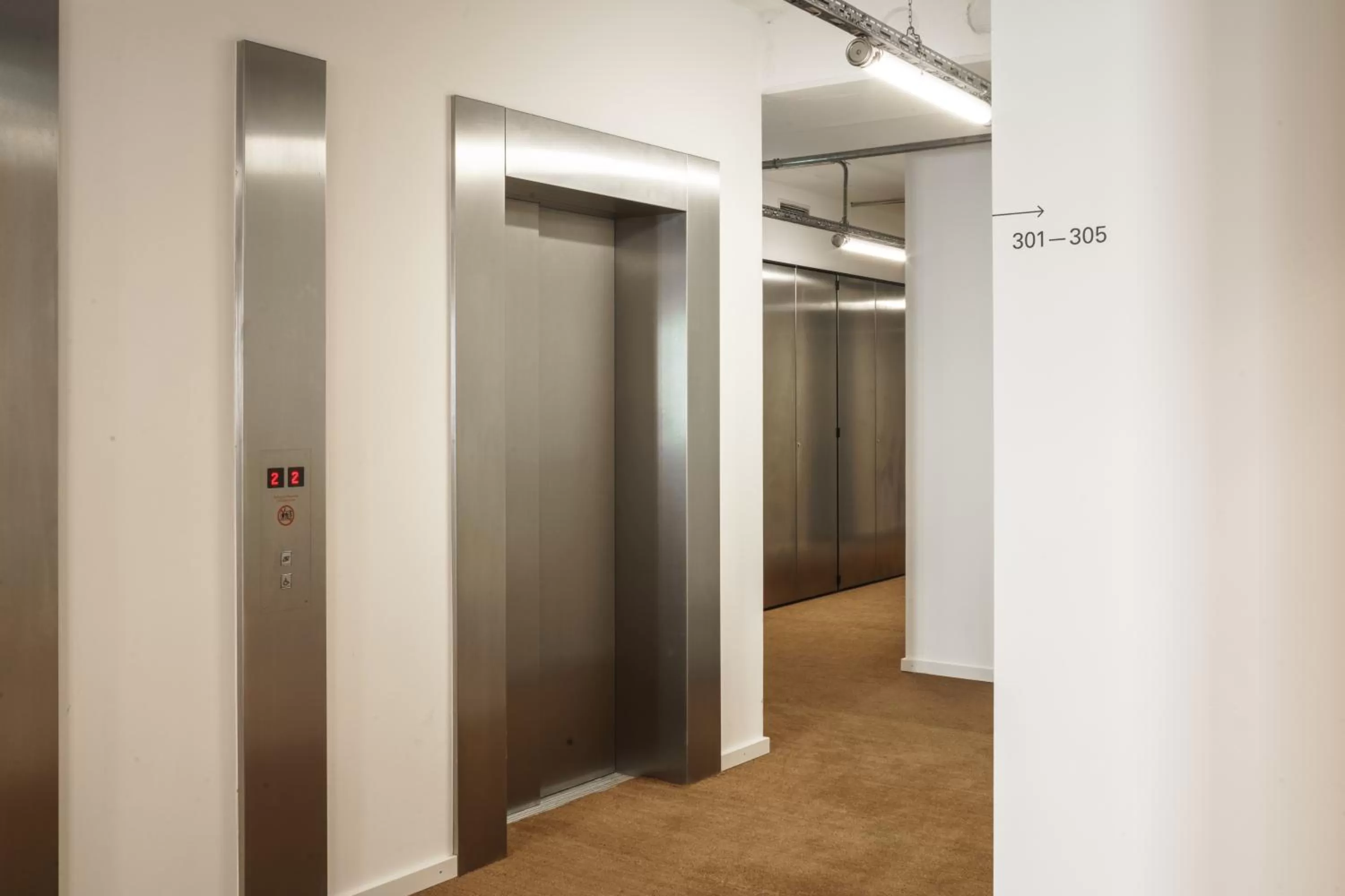 Property building in Haus im Tal