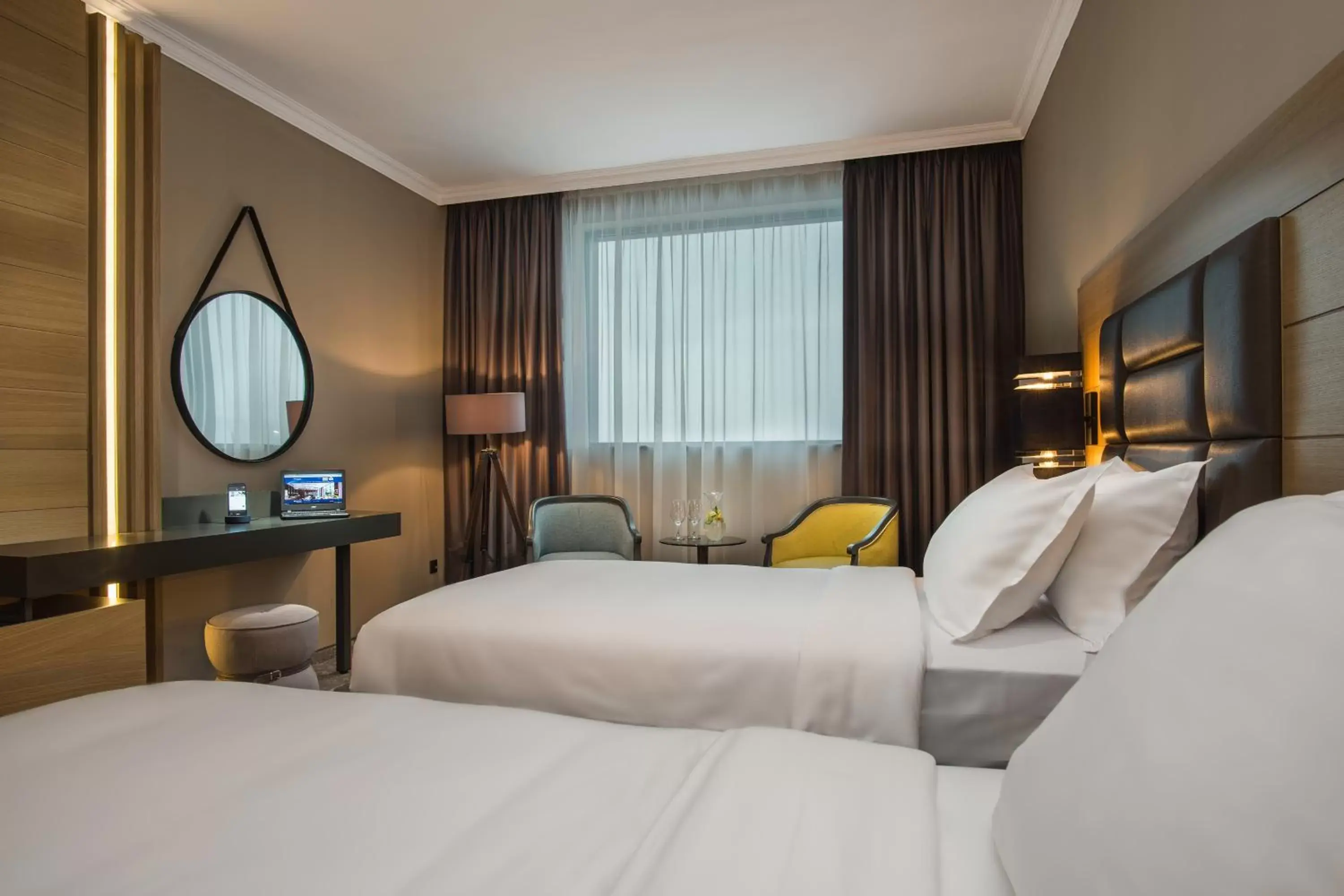 Bed in Expo Sofia Hotel - Free Arrival shuttle bus - Free Parking - Free Compliments - Free Wi-Fi