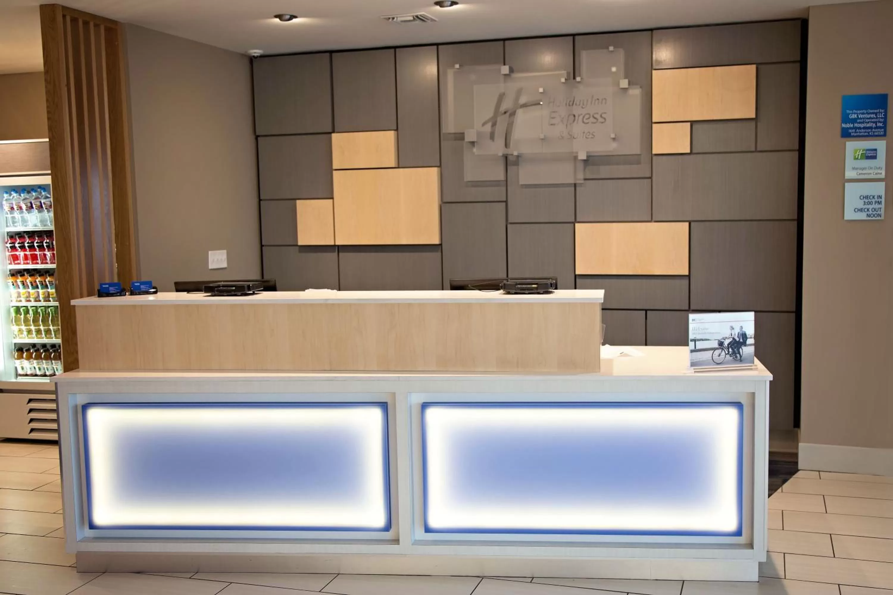 Lobby or reception in Holiday Inn Express & Suites Great Bend by IHG