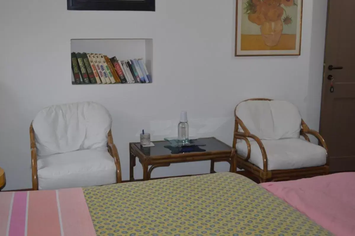 Photo of the whole room, Seating Area in B&B Tenuta Zavaia