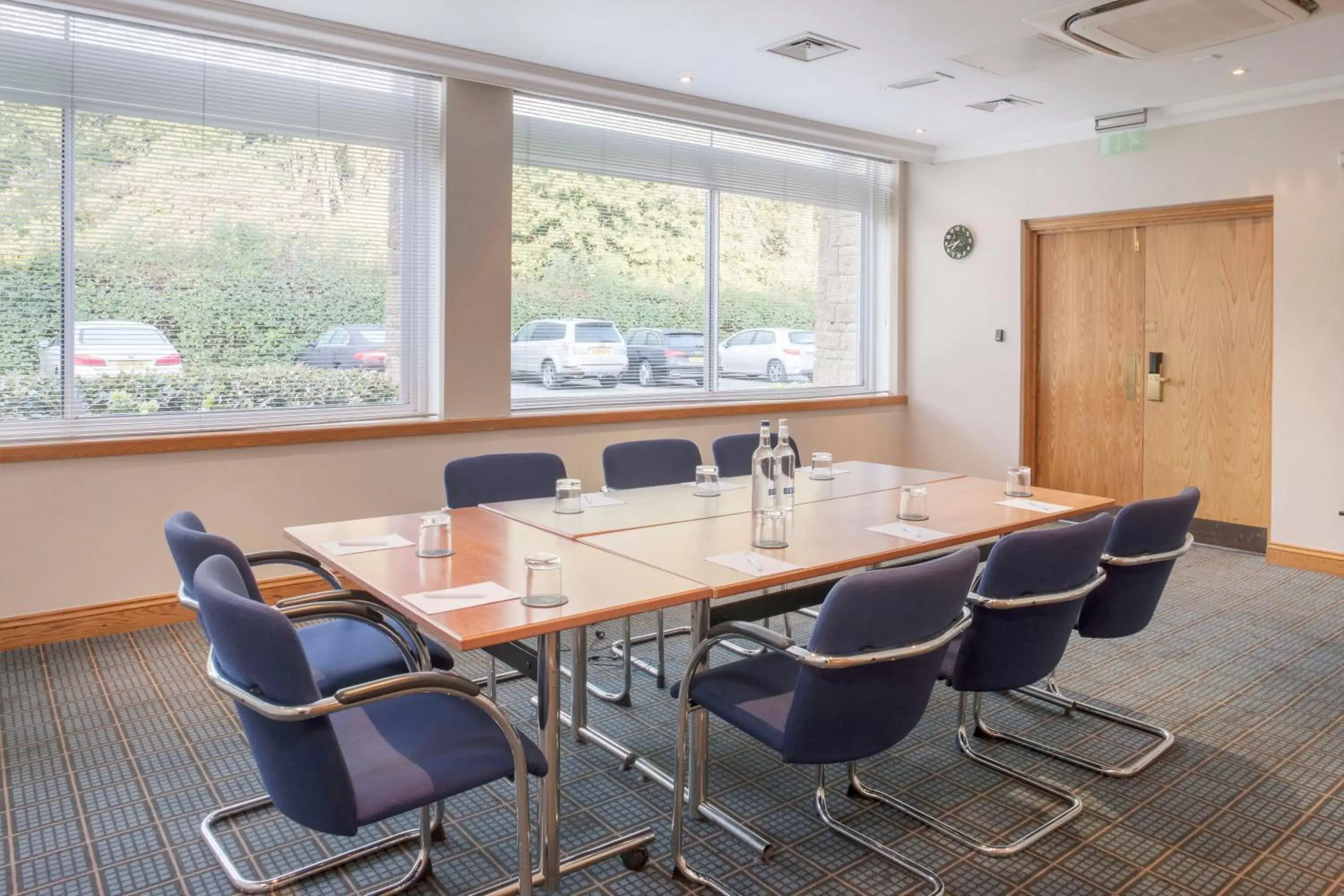Meeting/conference room in Holiday Inn Swindon, an IHG Hotel