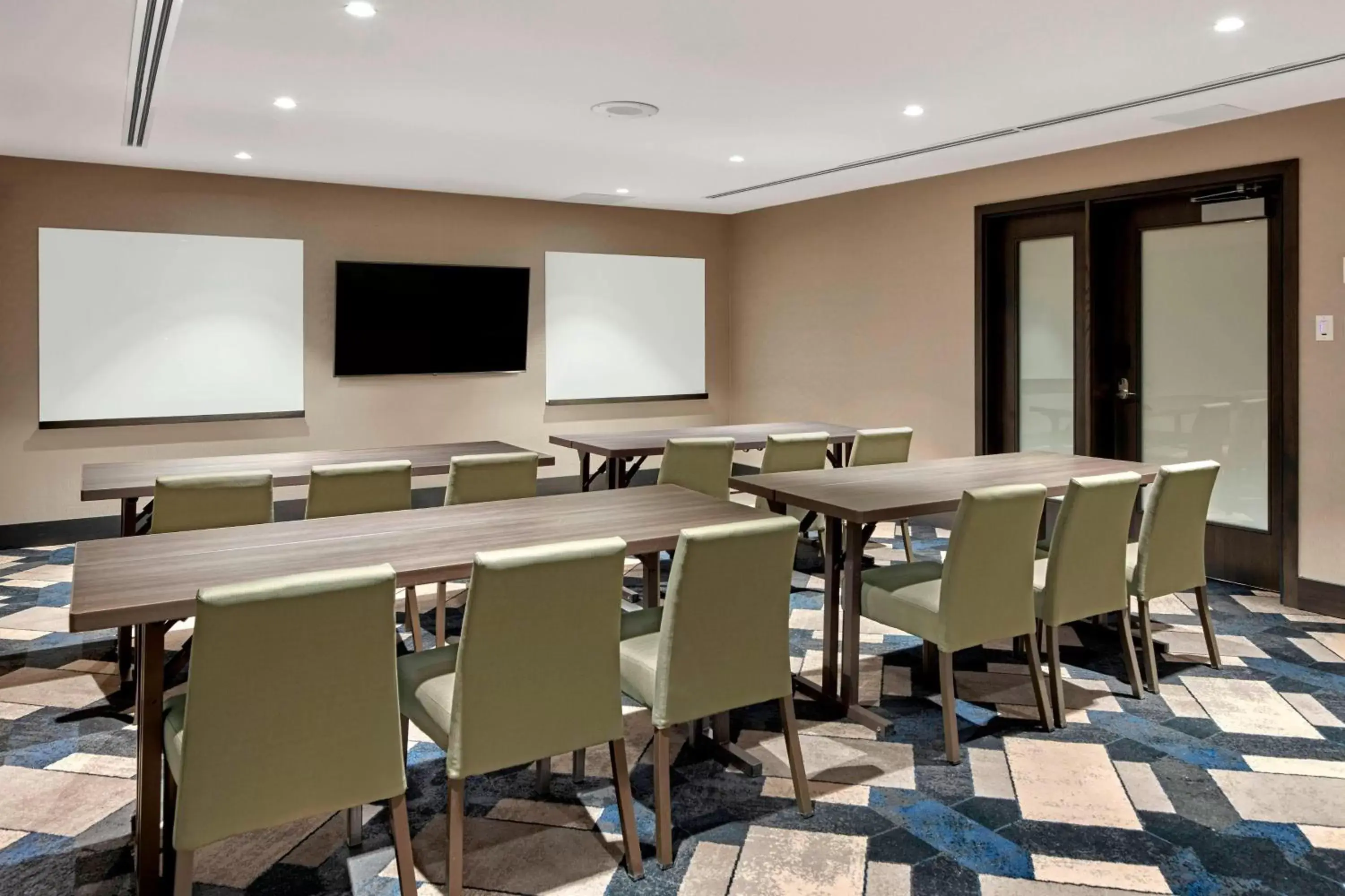 Meeting/conference room, Business Area/Conference Room in Delta Hotels Calgary Downtown