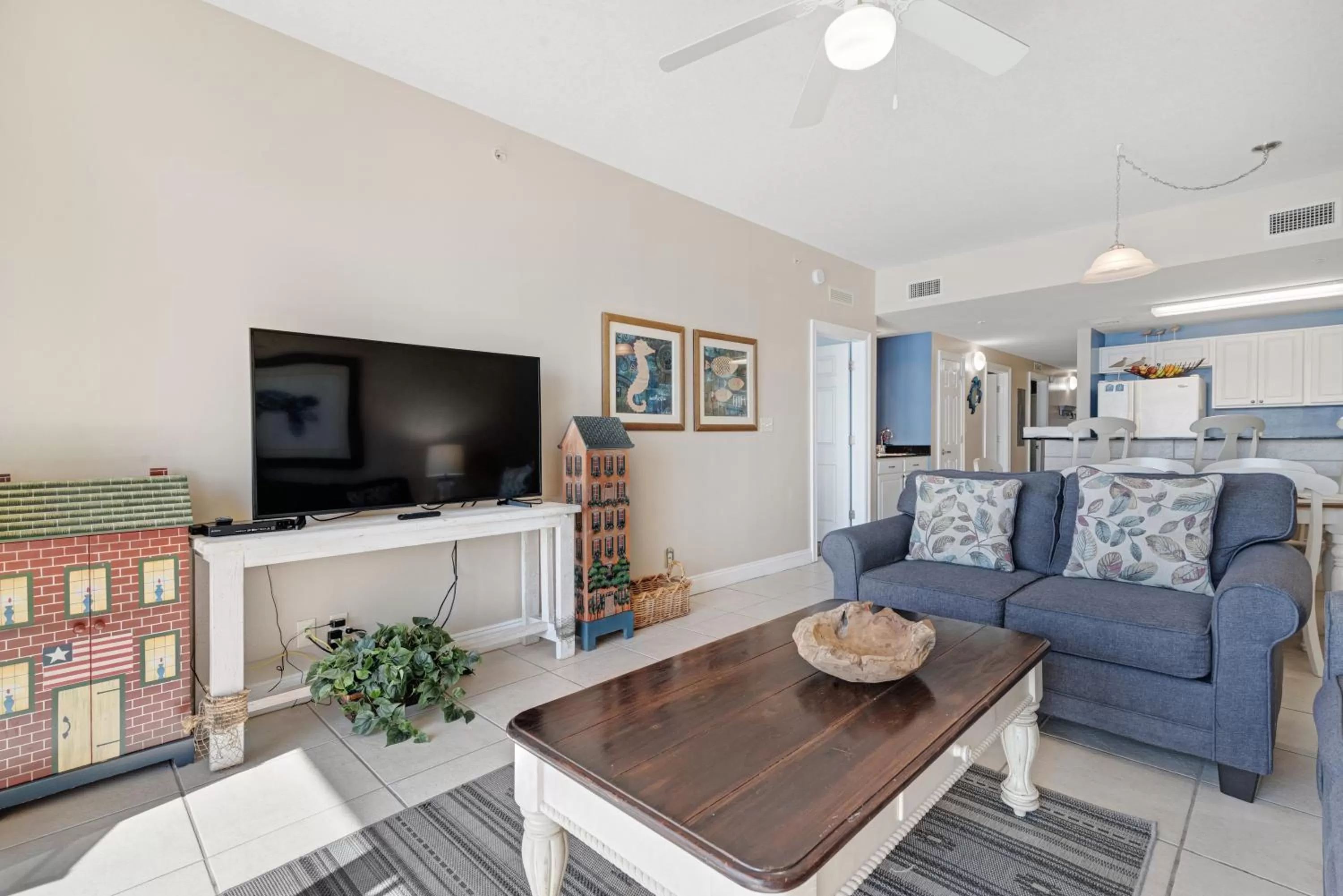 Seating Area in Calypso Resort