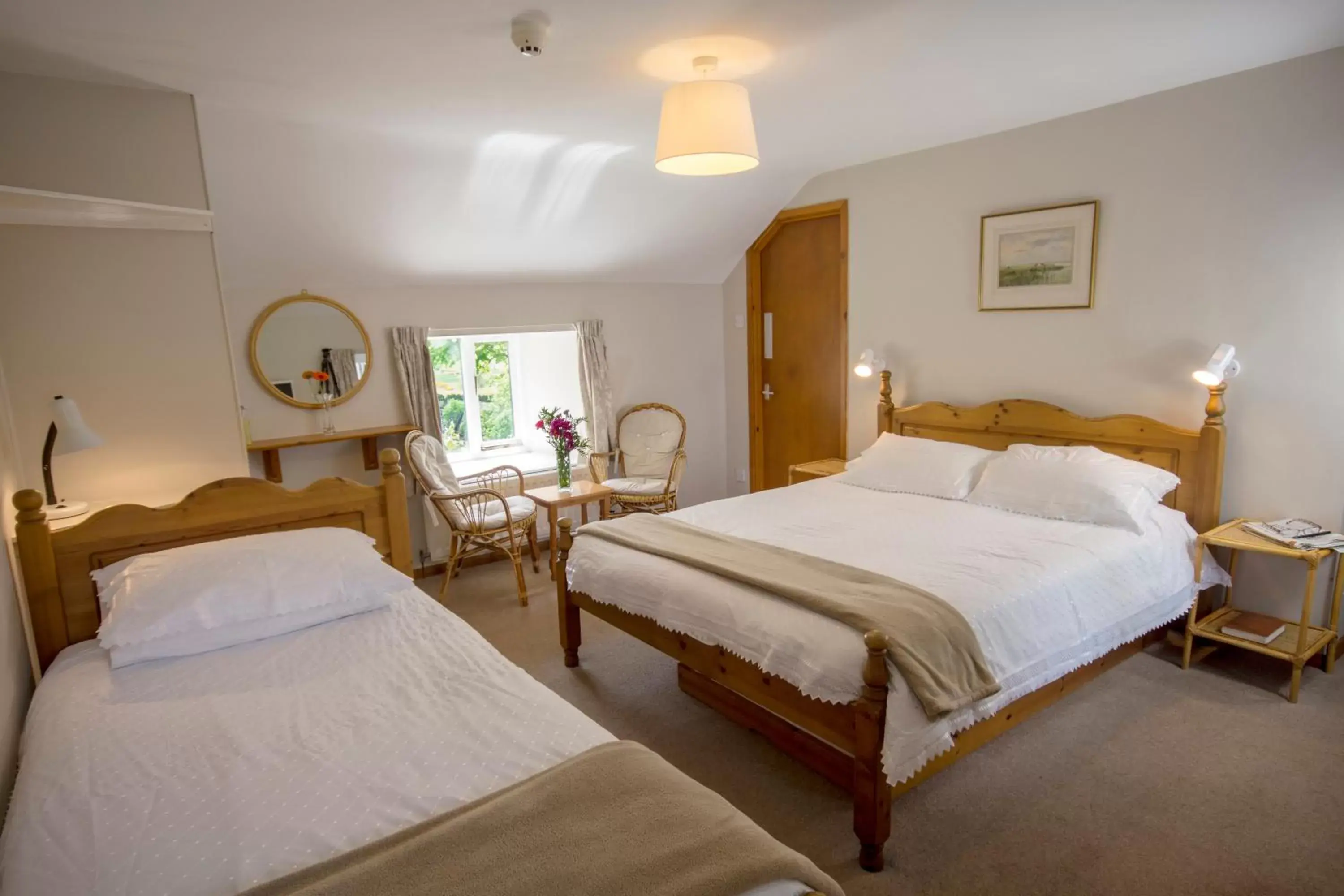Photo of the whole room, Bed in Rye Hill Farm