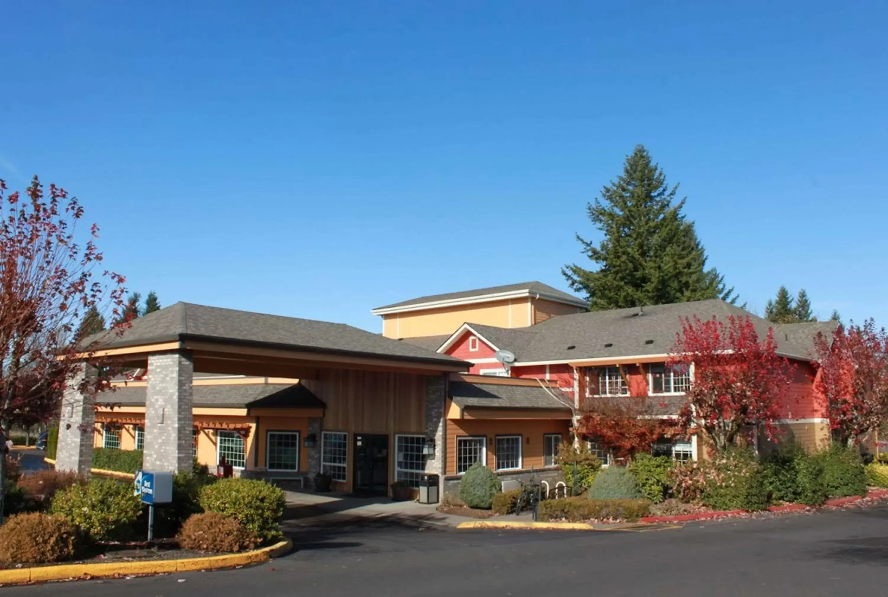 Property Building in Best Western Sandy Inn