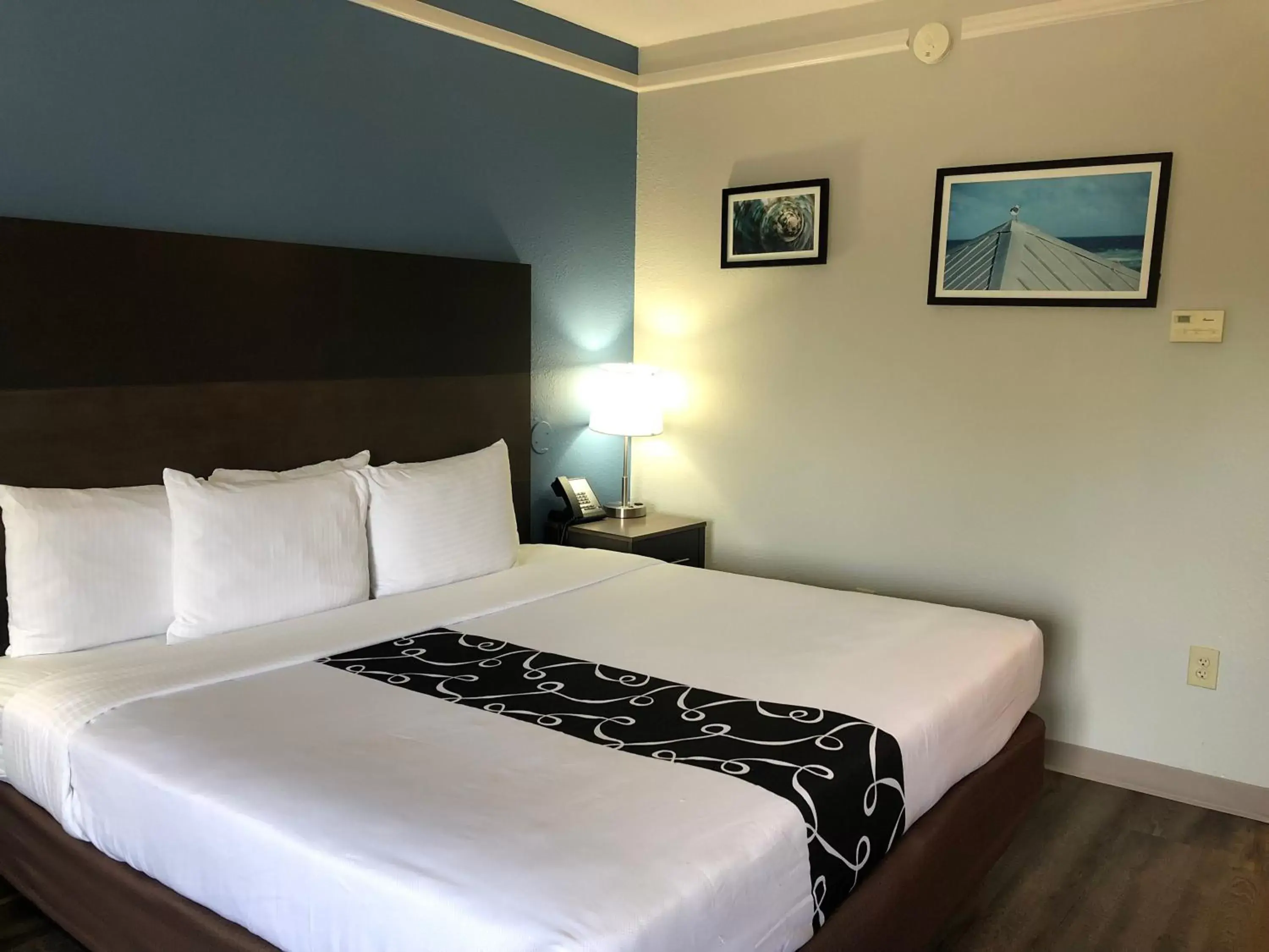 Bedroom, Bed in La Quinta by Wyndham PCB Coastal Palms