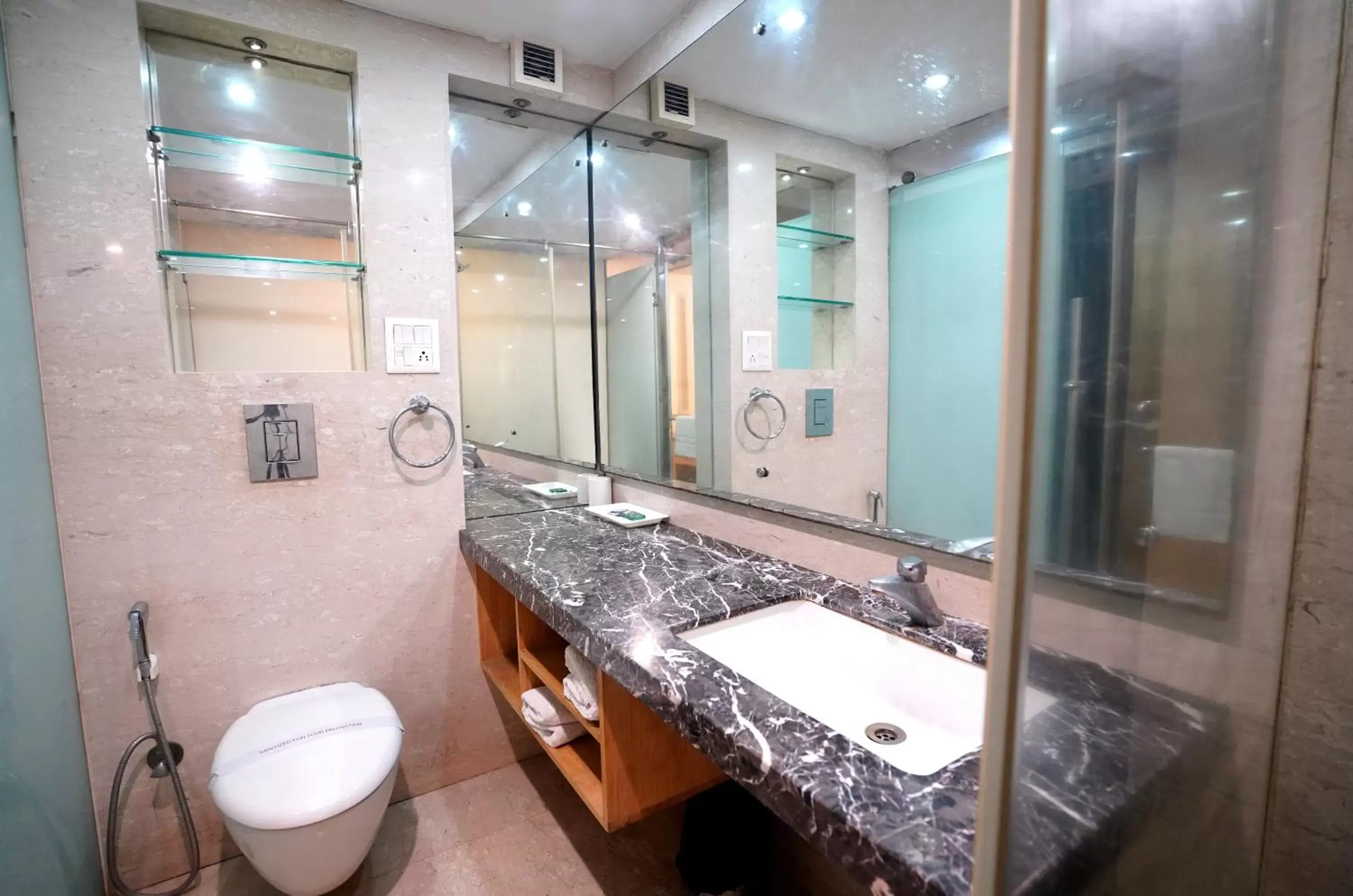 Bathroom in Airport Hotel Grand, New Delhi