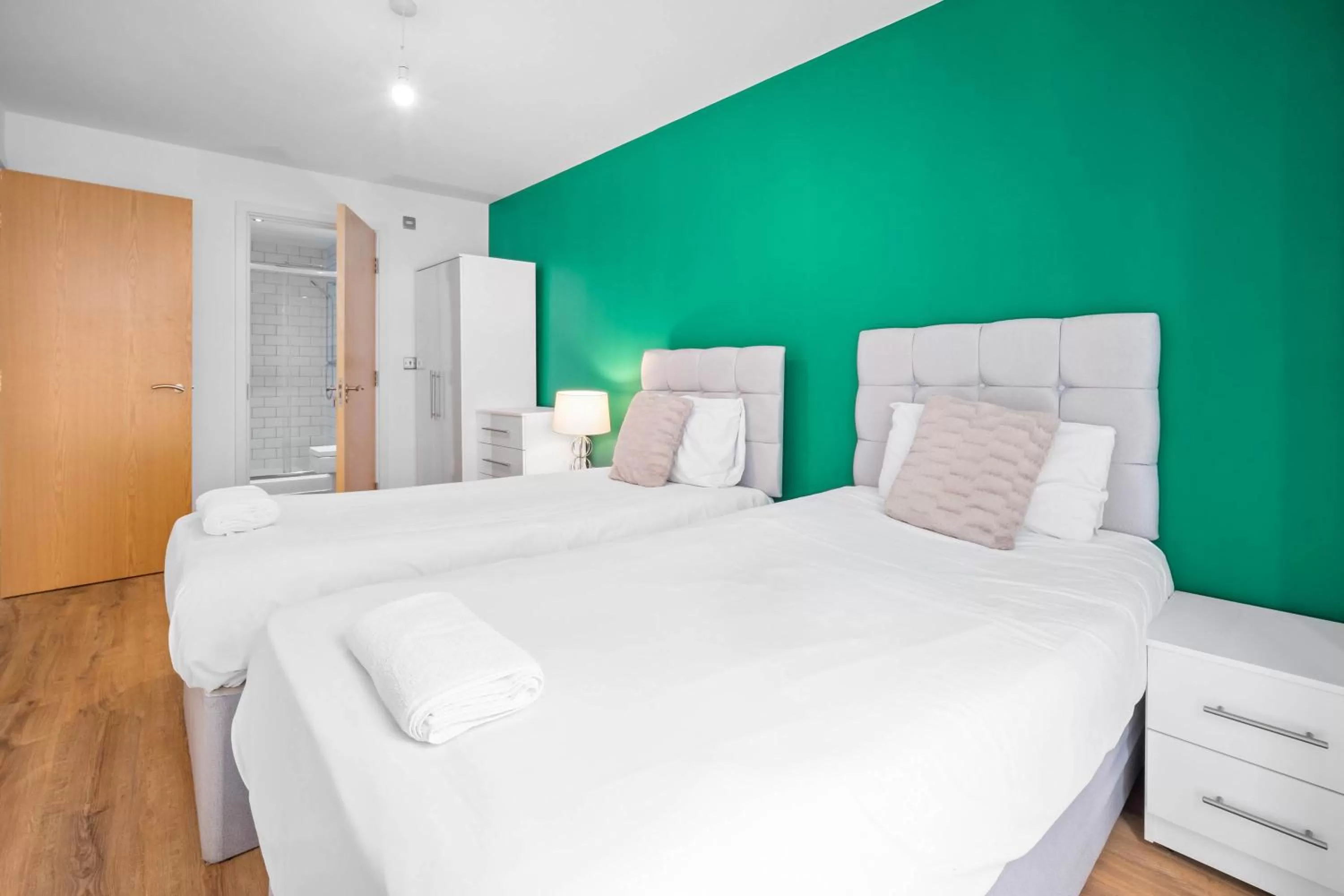 Bed in Onyx O2 Arena Brindley Place Broad Street Large Spacious Apartment