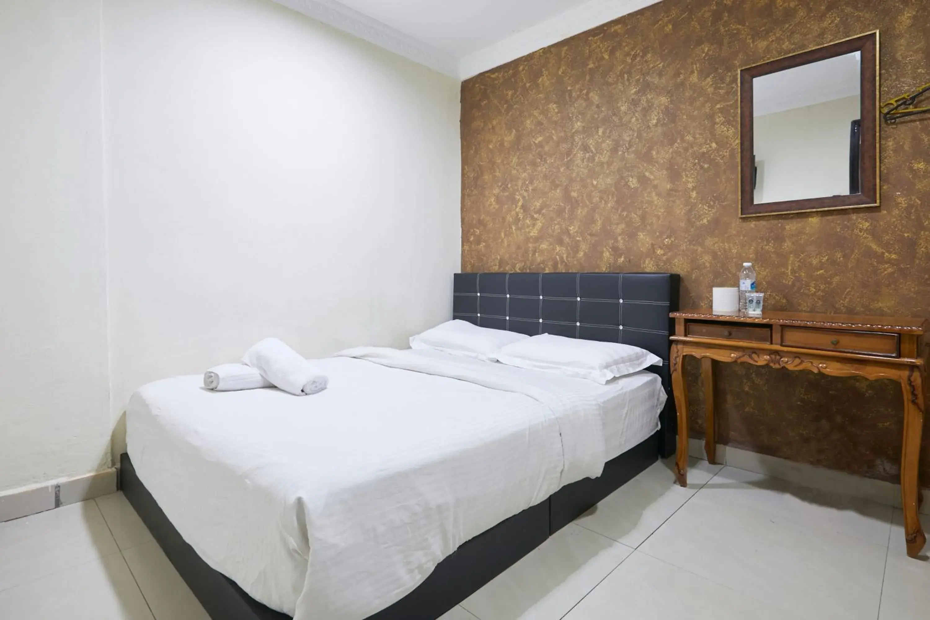 Bedroom, Bed in Fast Hotel Setapak