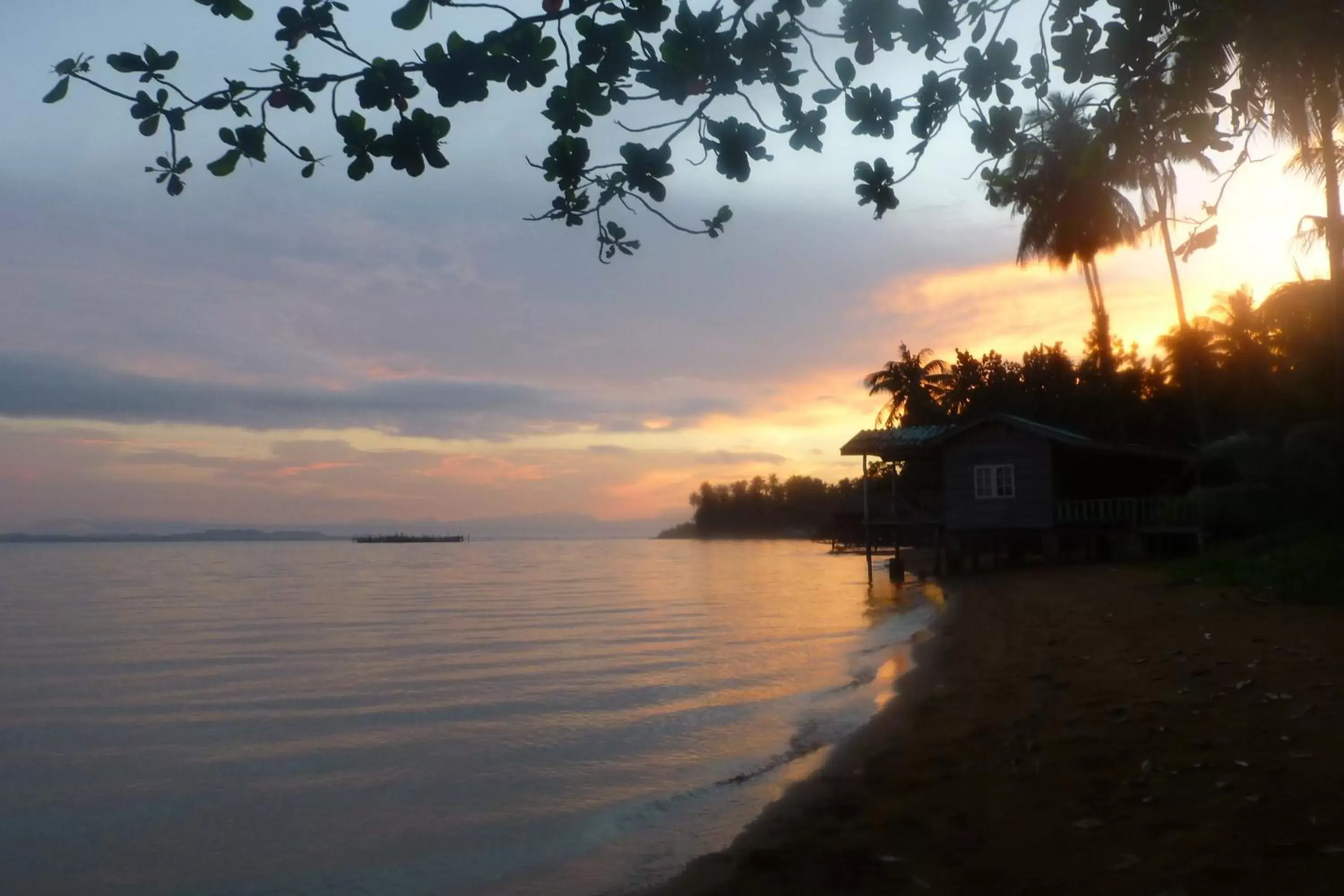 Beach, Sunrise/Sunset in Serenity Resort Koh Chang