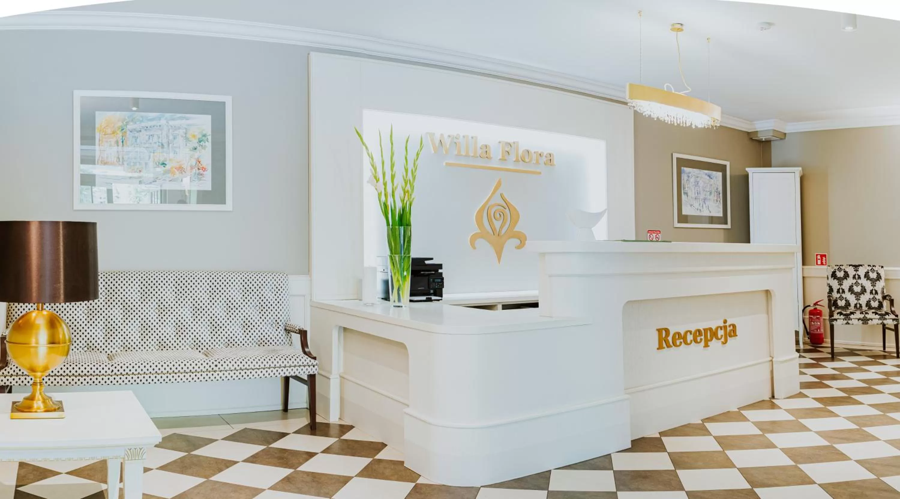 Lobby or reception in Hotel Willa Flora