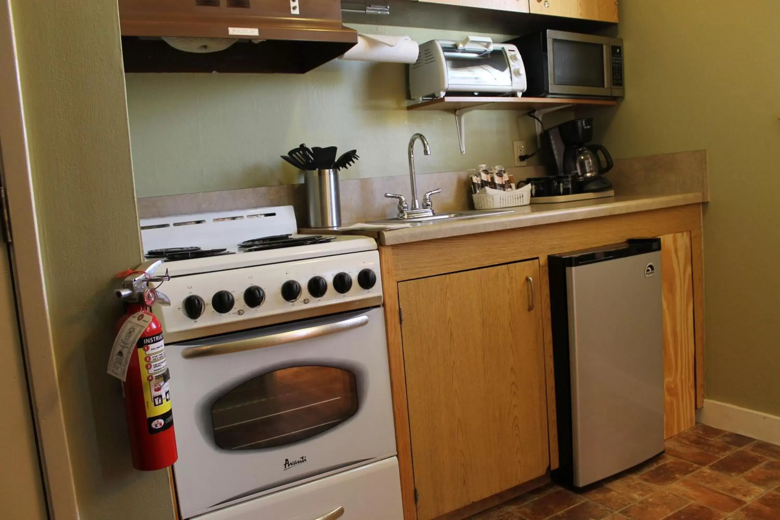 Kitchen or kitchenette, Kitchen/Kitchenette in Big Pines Mountain House