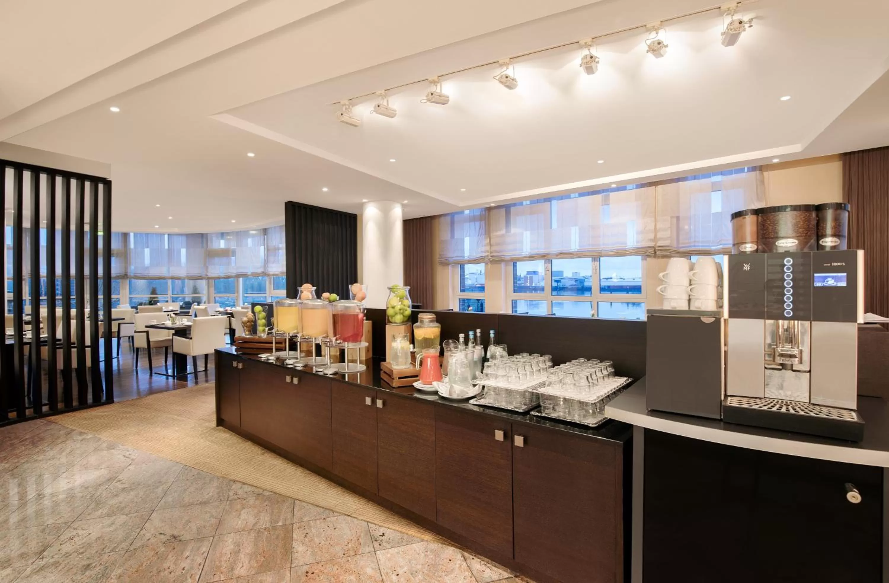 Breakfast in HI Hotel International Hamburg