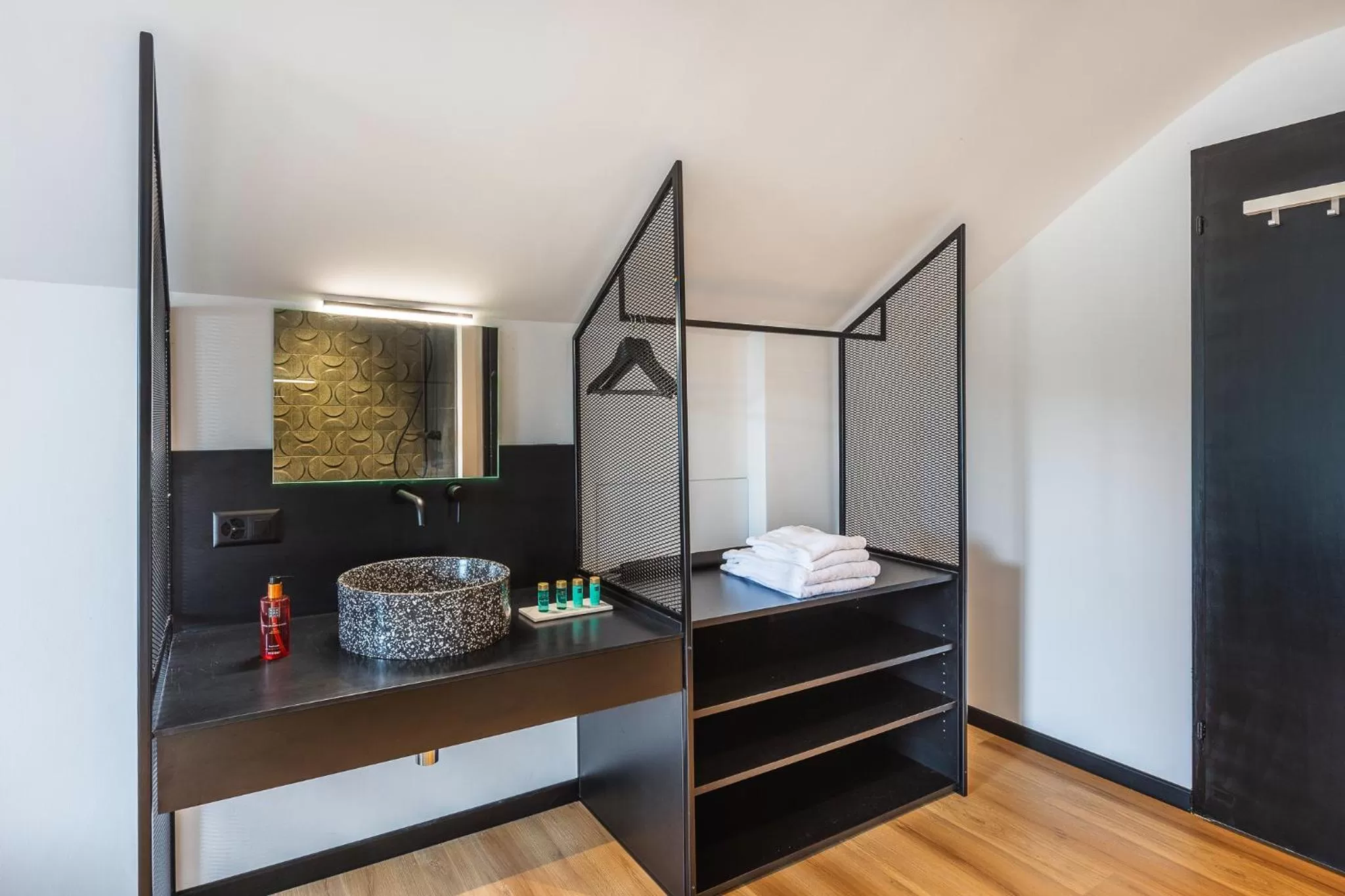 Bed in Hotel Rheingerbe