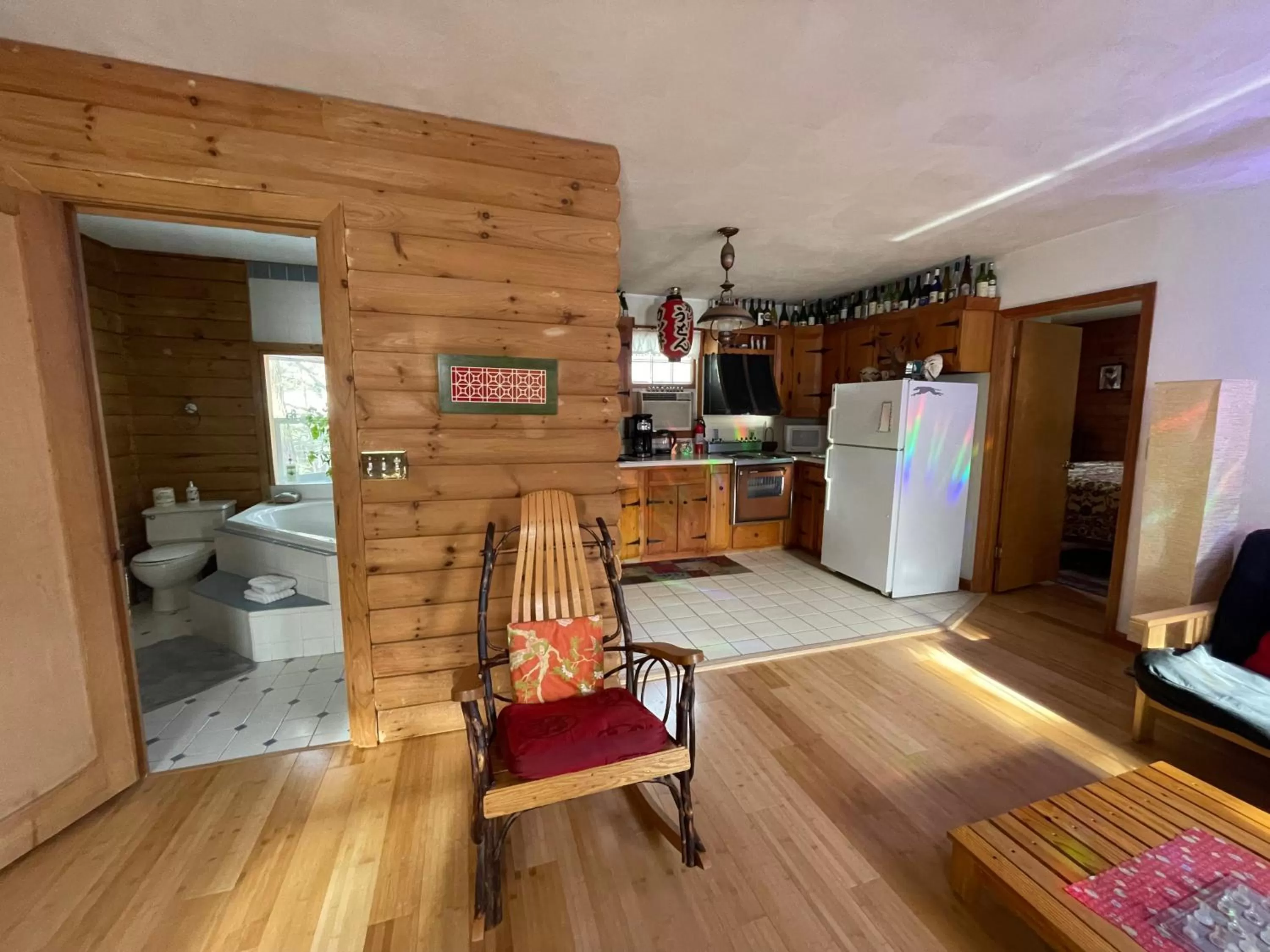 Seating Area in Log Country Inn Bed and Breakfast of Ithaca