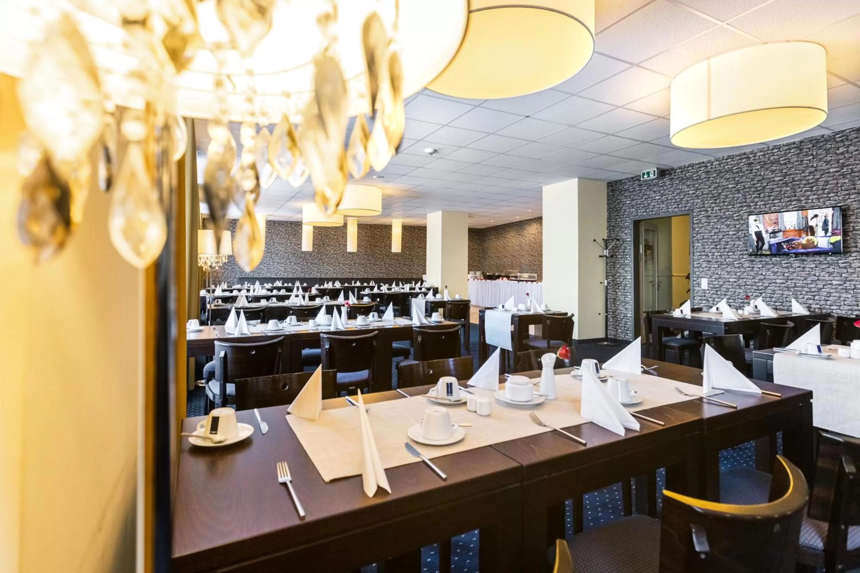 Restaurant/places to eat in Royal International Leipzig