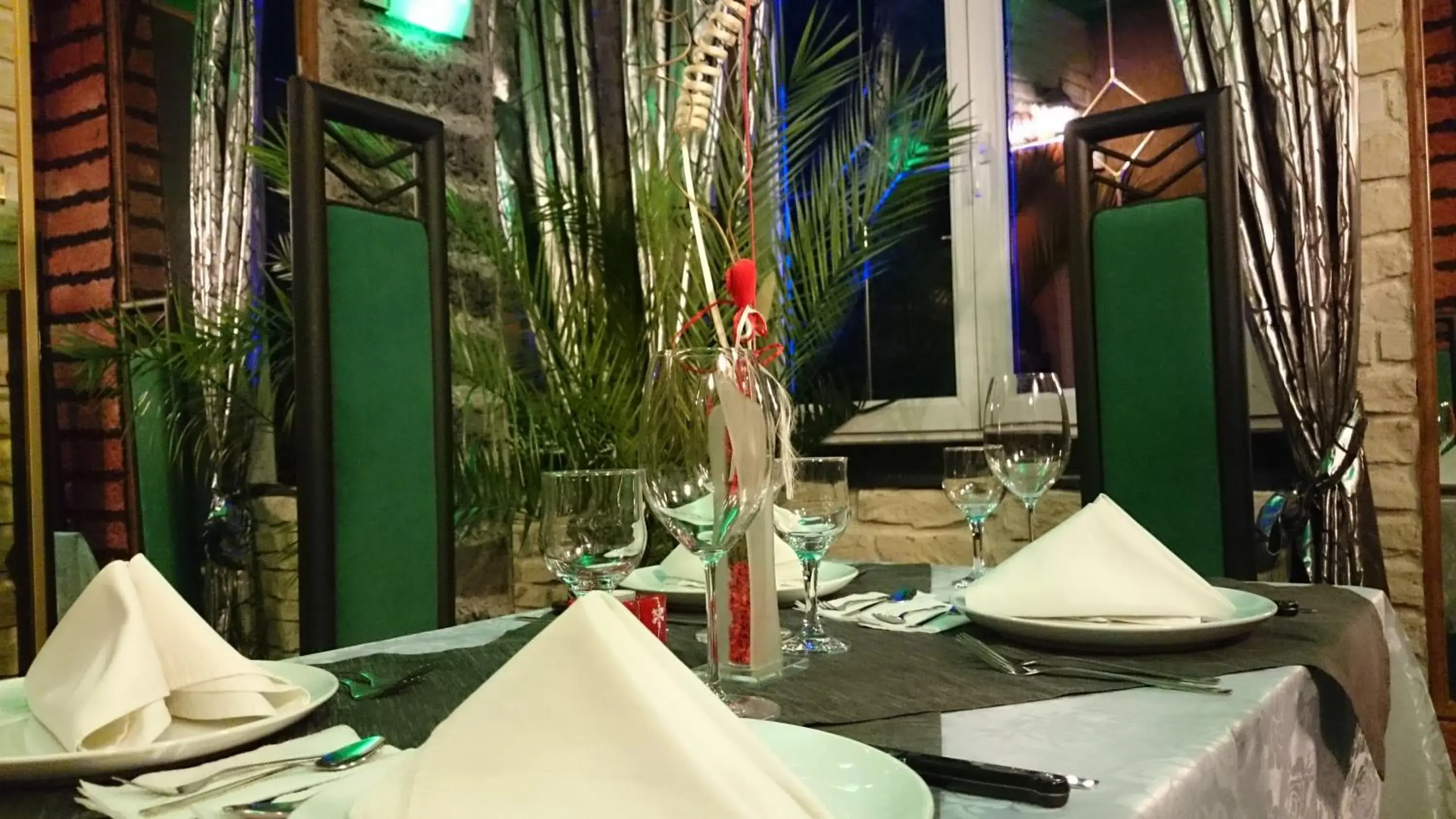 Restaurant/Places to Eat in Rimini Club Inn & Suites