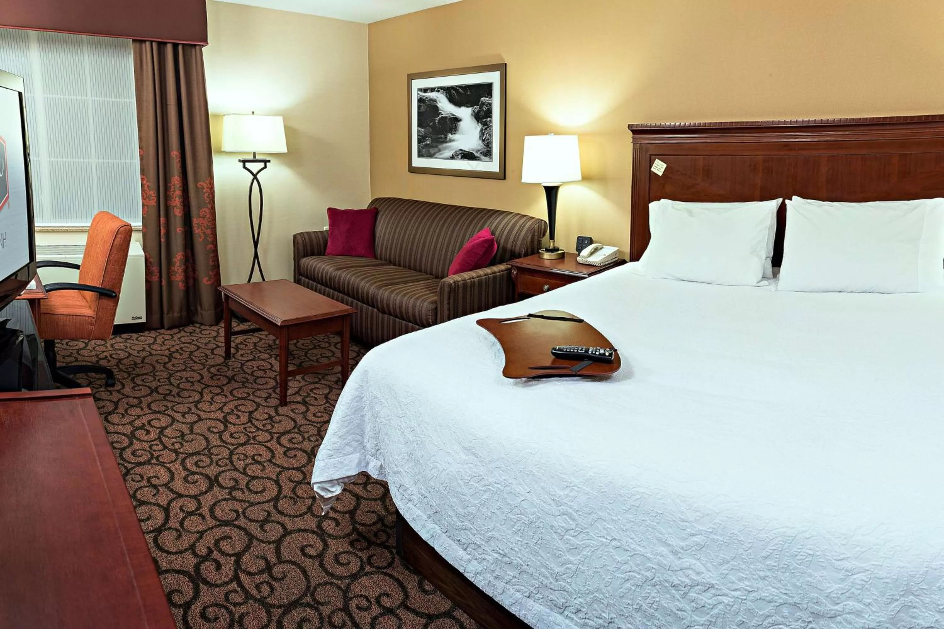 Bed in Hampton Inn Littleton