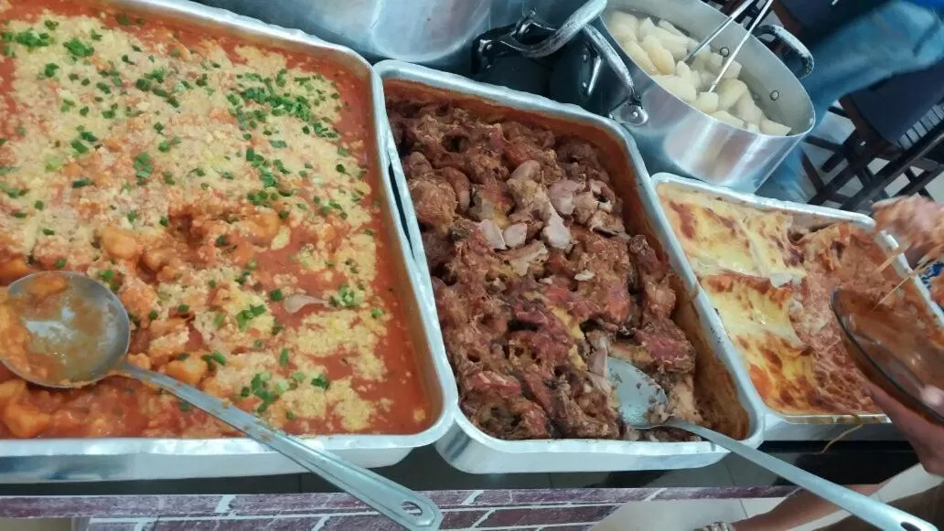 Restaurant/places to eat in Pousada Carlitos