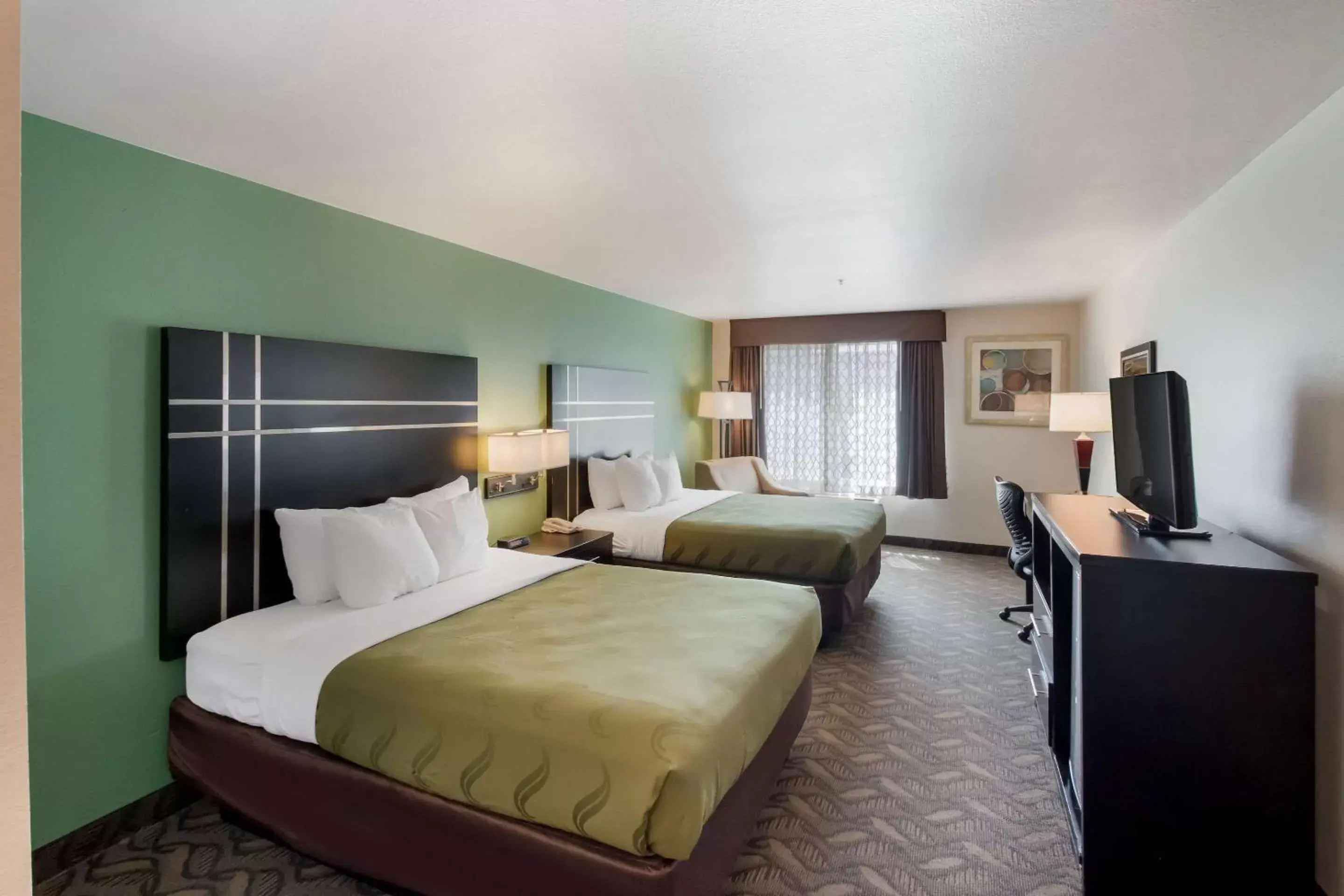 Bedroom in Quality Inn & Suites Airport West Salt Lake City