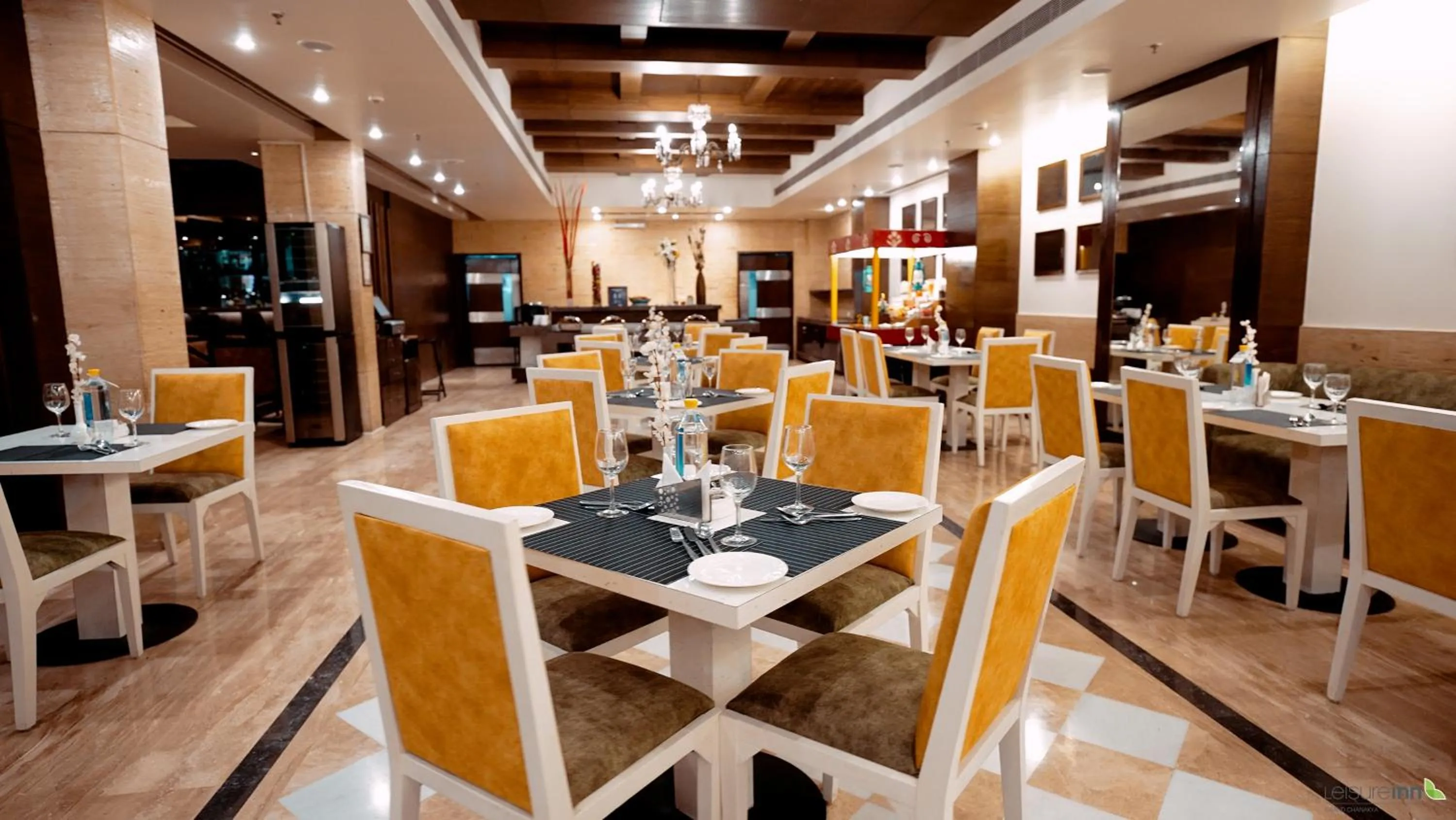 Restaurant/places to eat in Leisure Inn Grand Chanakya