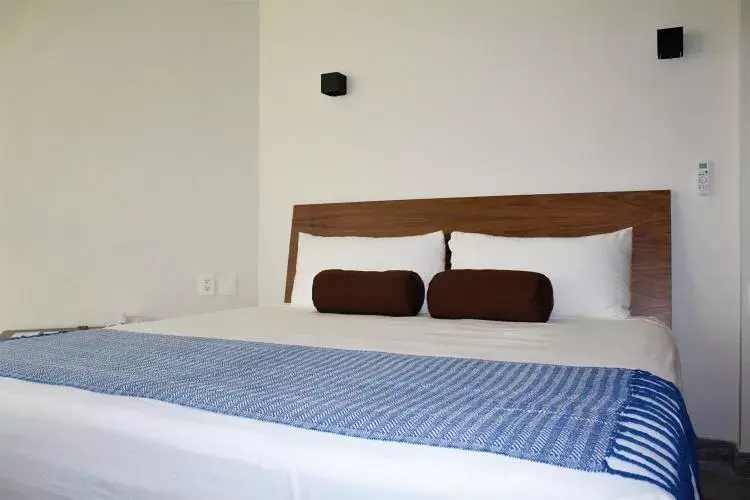 Photo of the whole room, Bed in Hotel Plaza Kokai Cancún