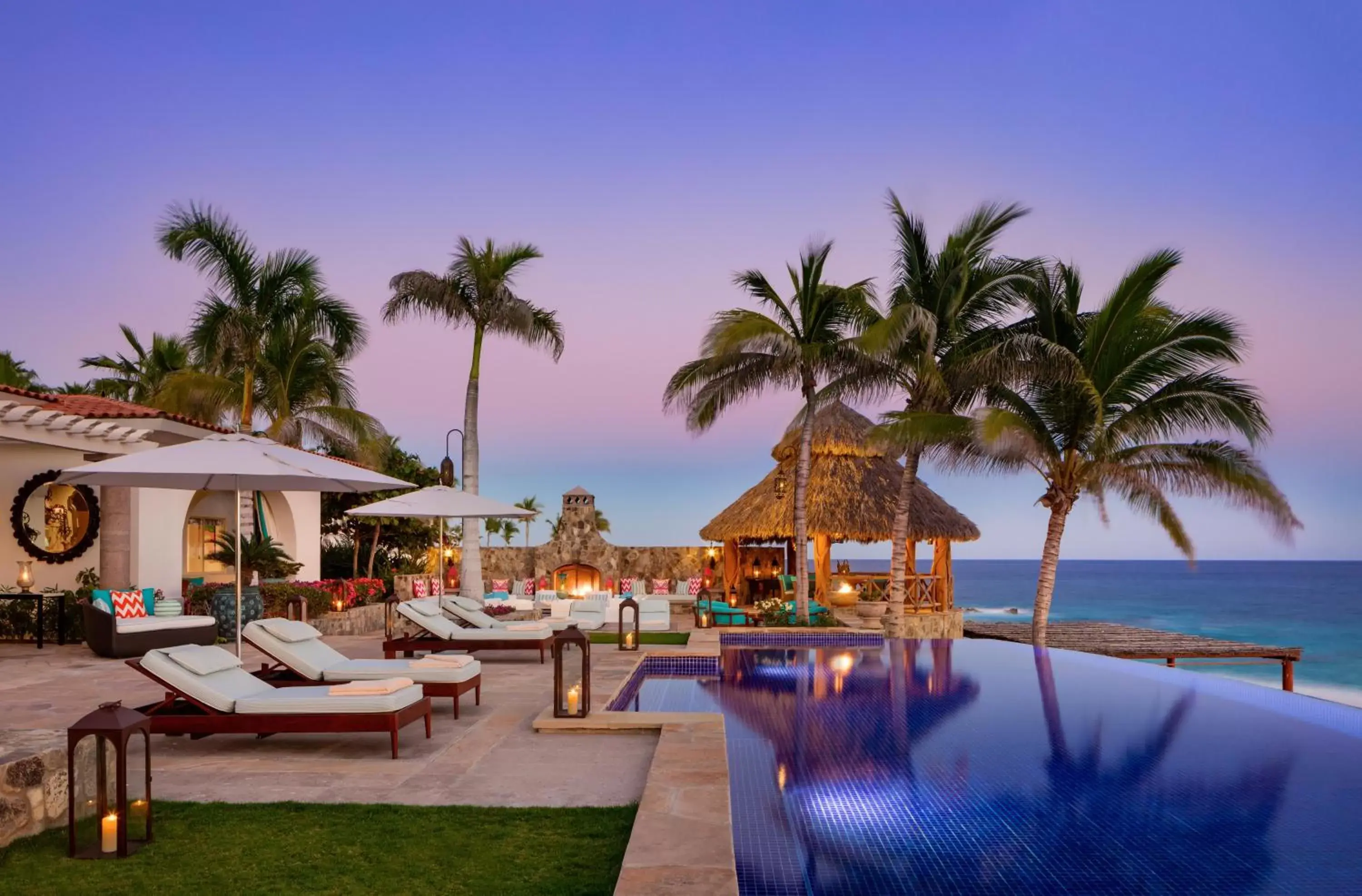 Photo of the whole room, Swimming Pool in One&Only Palmilla