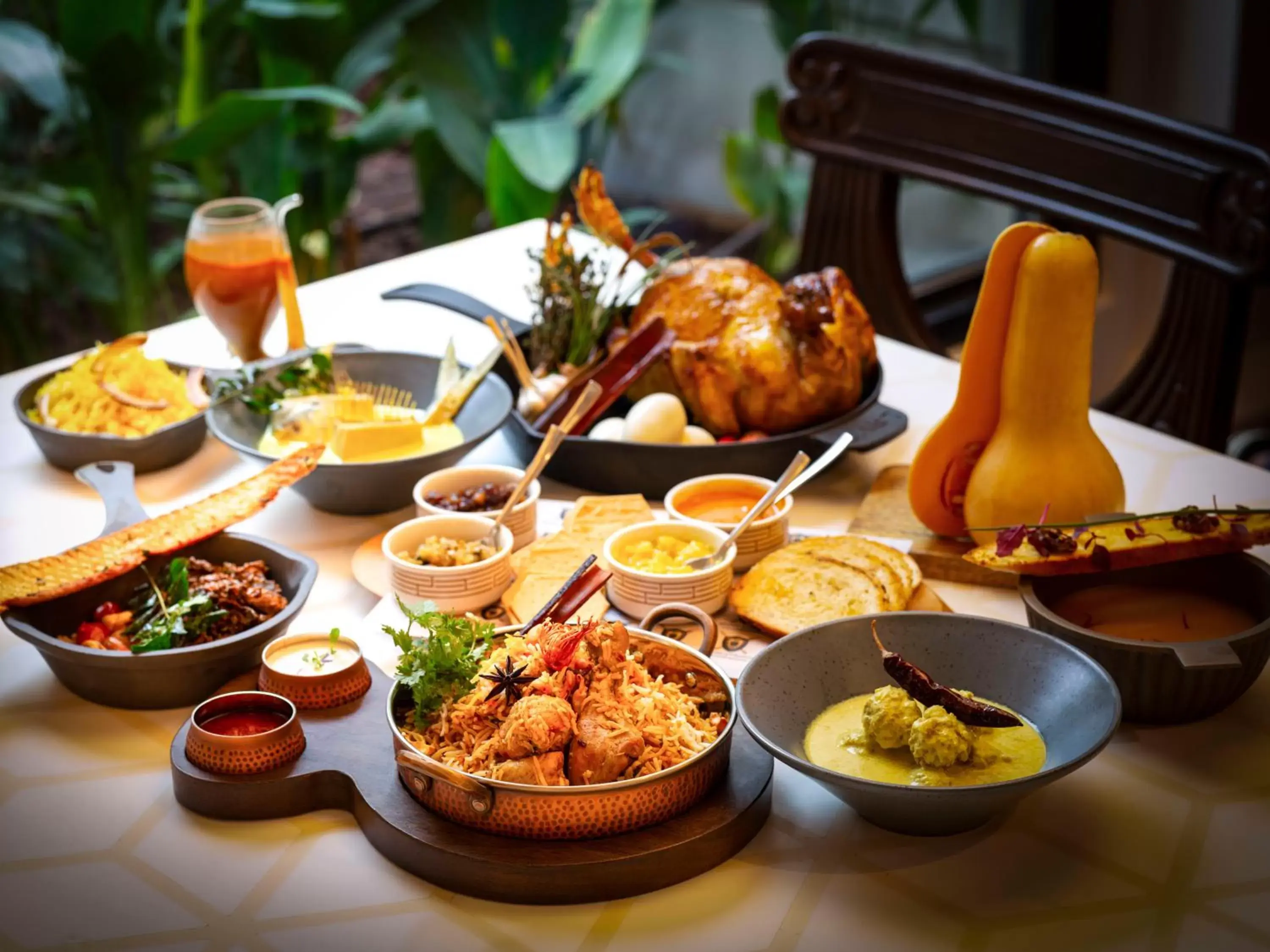 Food and drinks in Radisson Blu Hotel & Suites GRT Chennai Food and drinks in Radisson Blu Hotel & Suites GRT Chennai