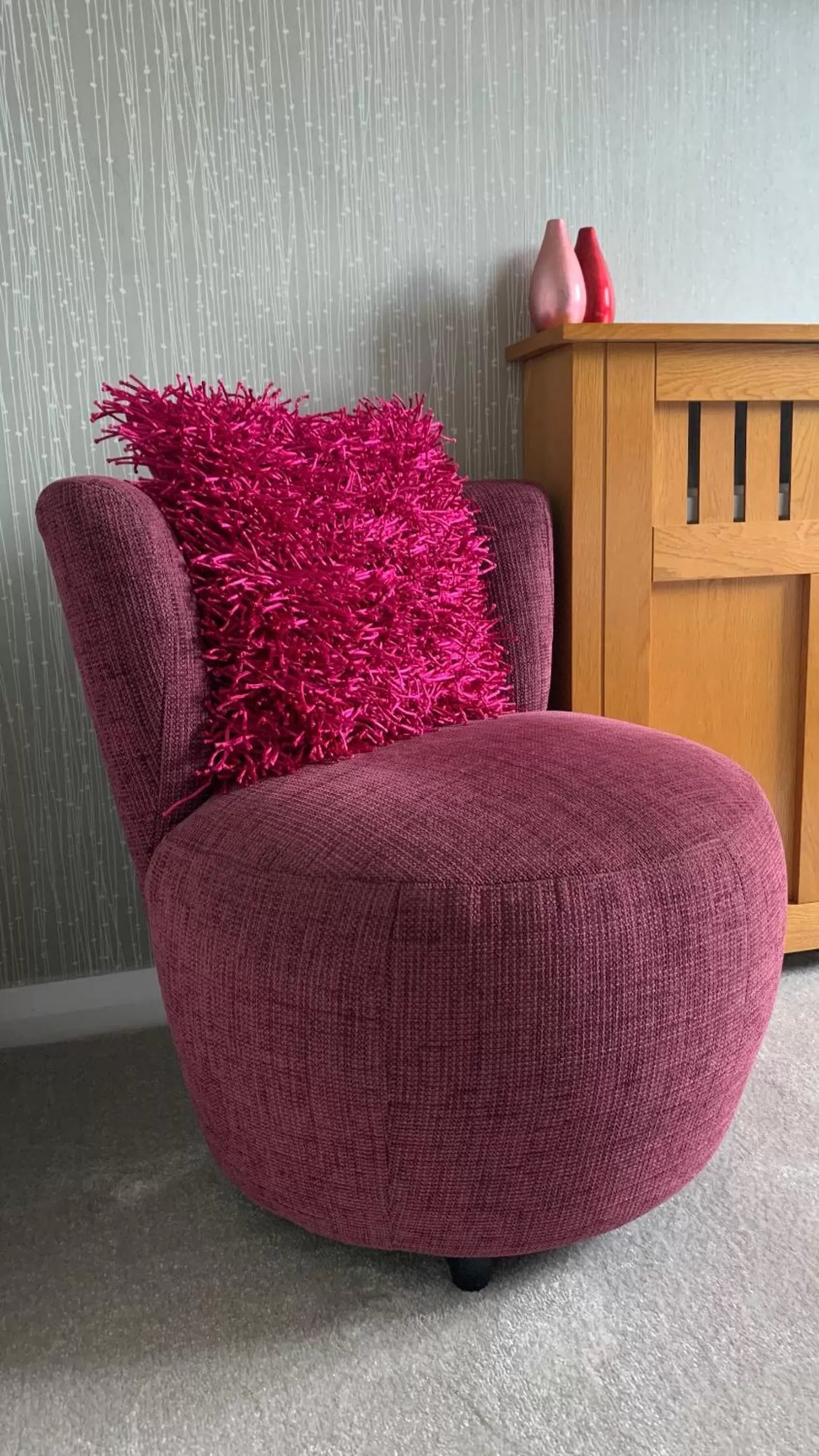 Seating area in Ramsey House - Luxury Licensed B&B - Parking and Guest Lounge